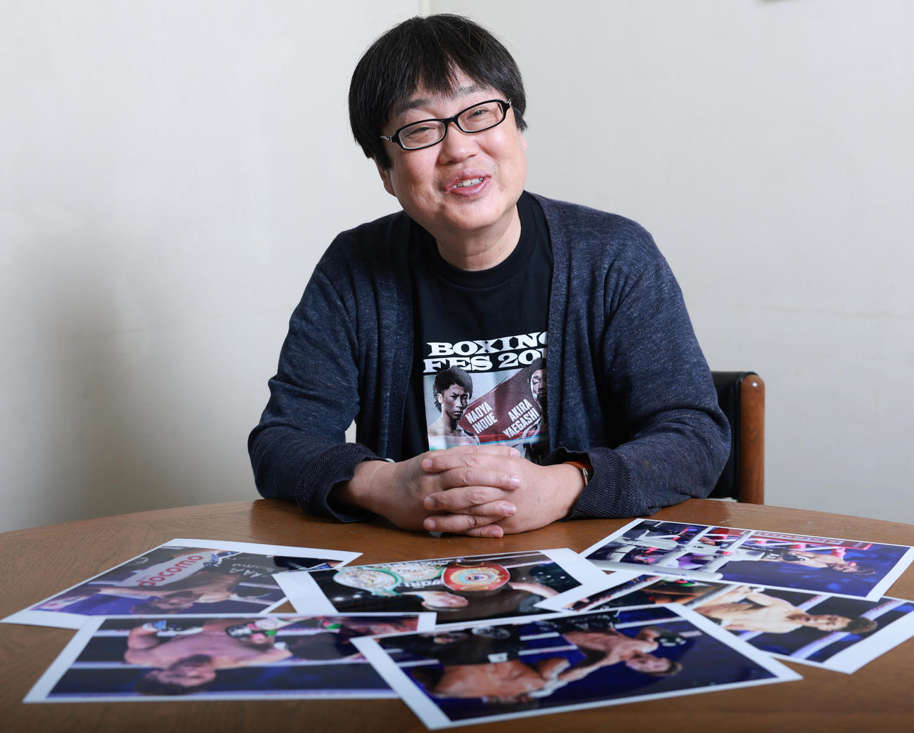 井上尚弥について語る六角精児（撮影・野上伸悟）