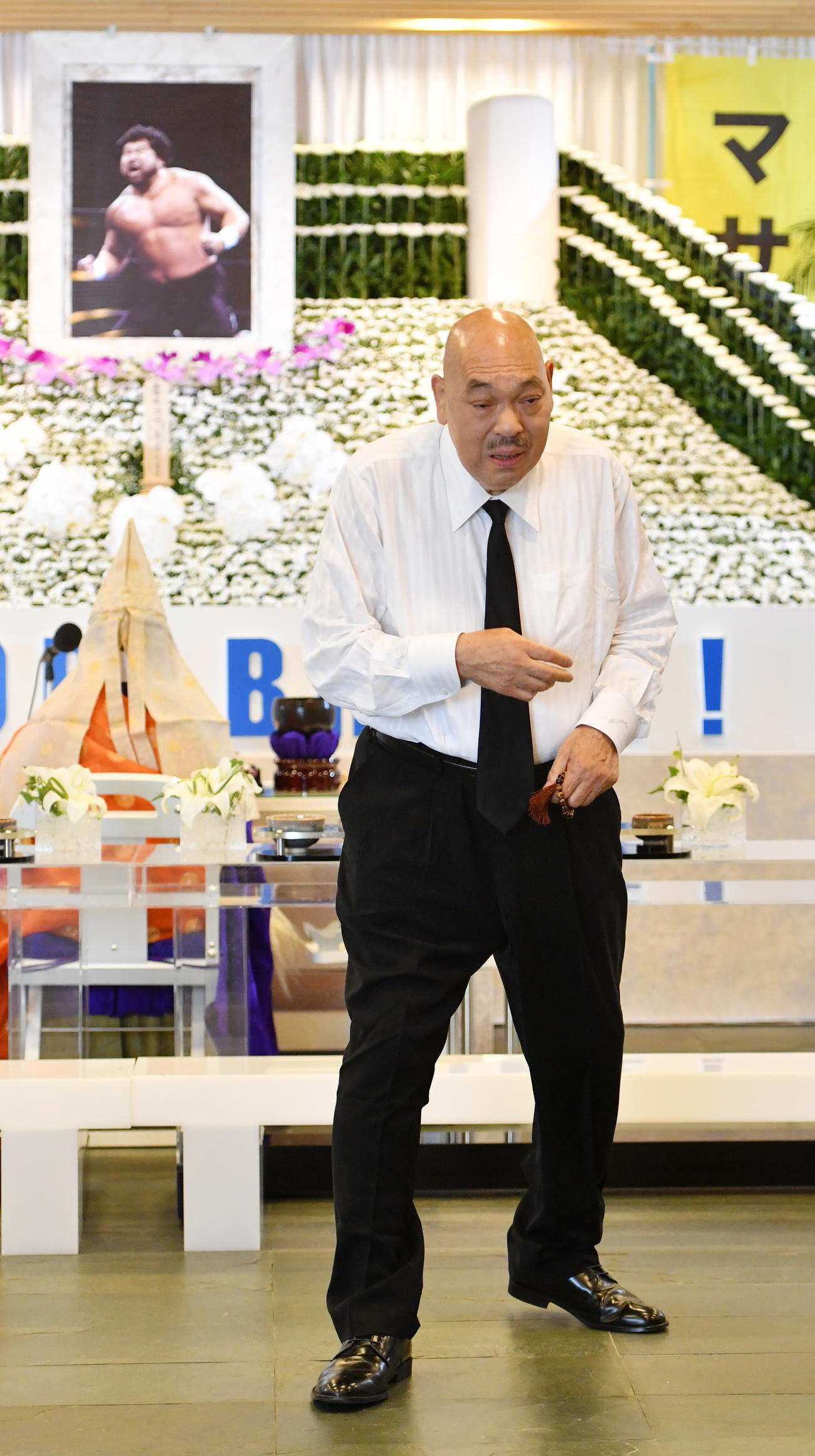 マサ斎藤さんの葬儀・告別に参列したキラー・カーンさん（2018年7月撮影）