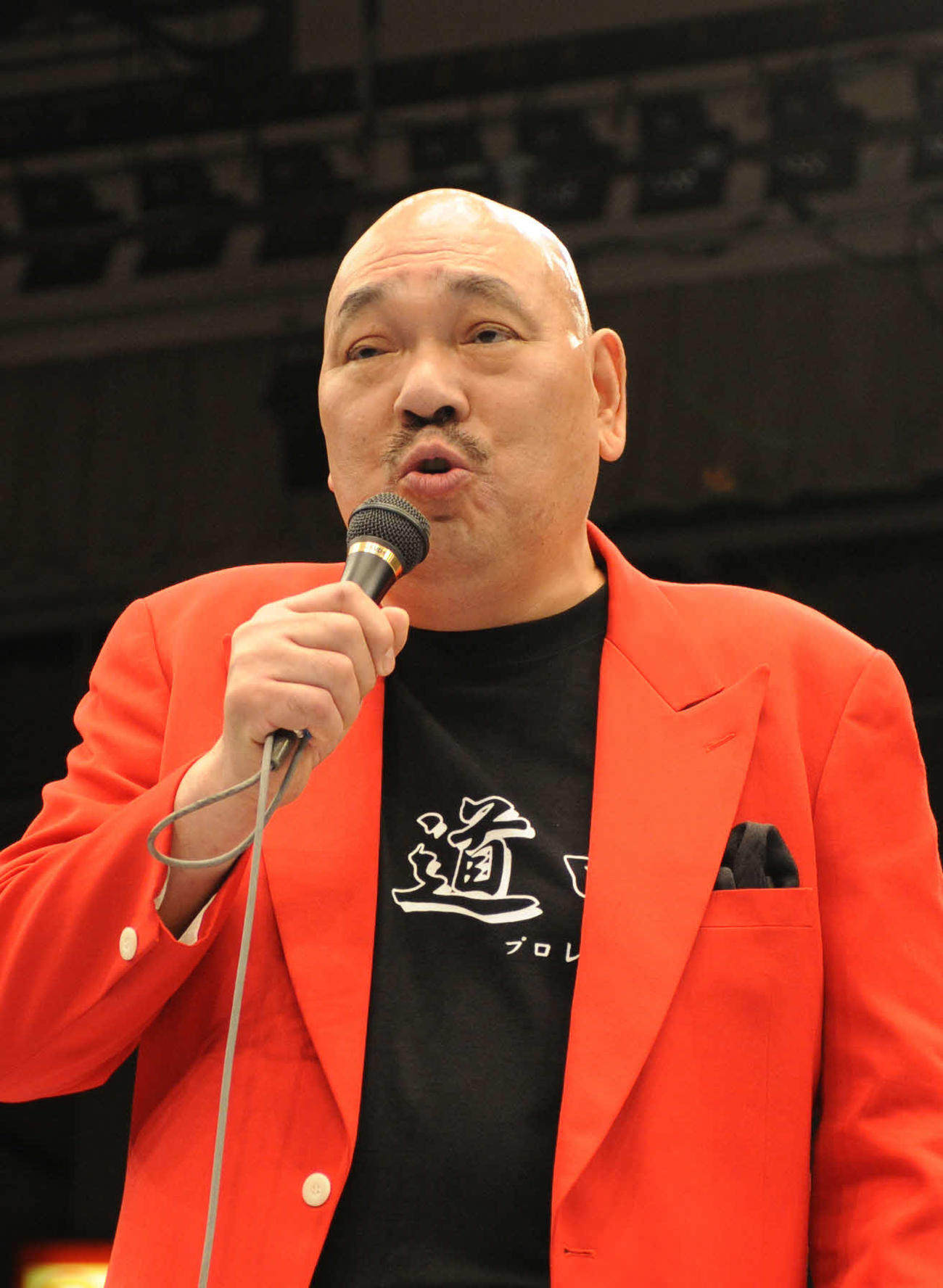 キラー・カーンさん（08年撮影）