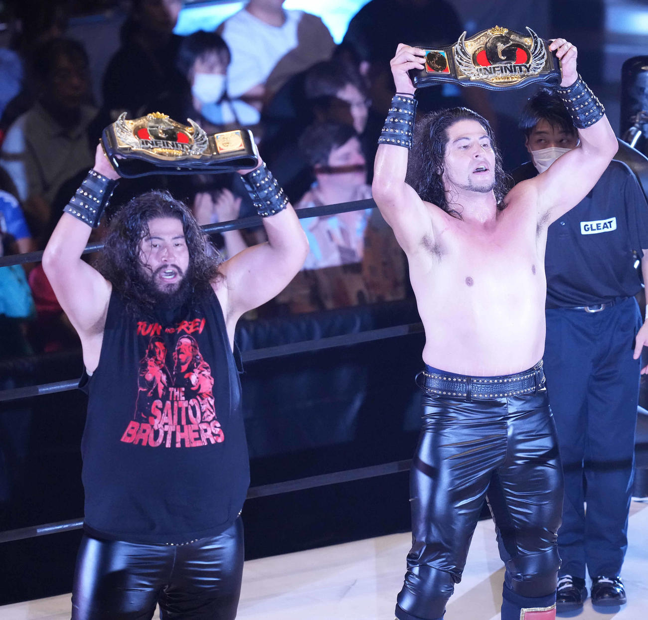斉藤レイ（左）、斉藤ジュン（2023年8月撮影）