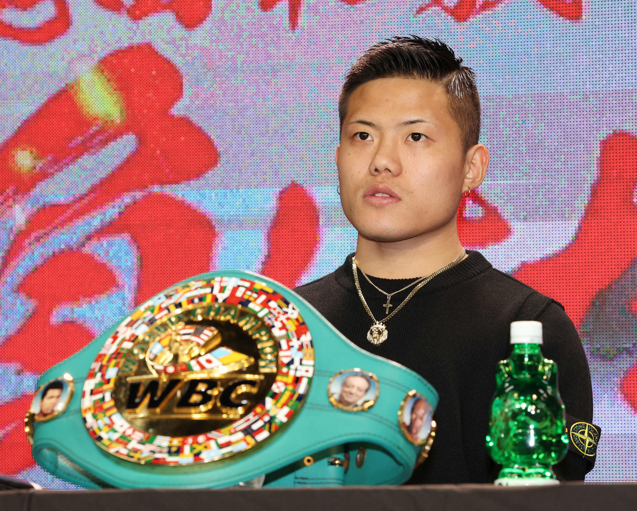 「3150FIGHT vol．8」発表記者会見に臨む重岡優（撮影・宮地輝）