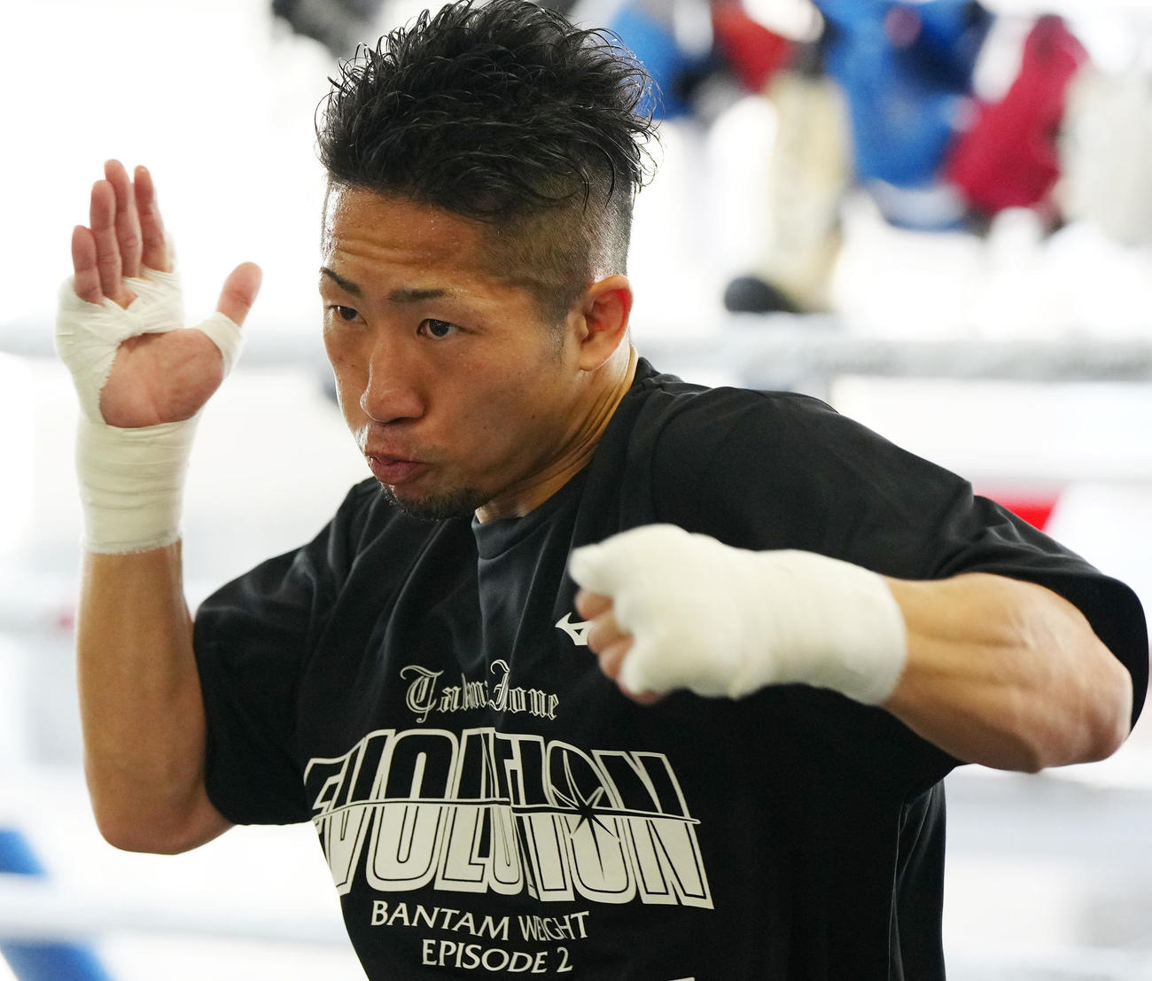 練習を公開する井上拓（撮影・江口和貴）