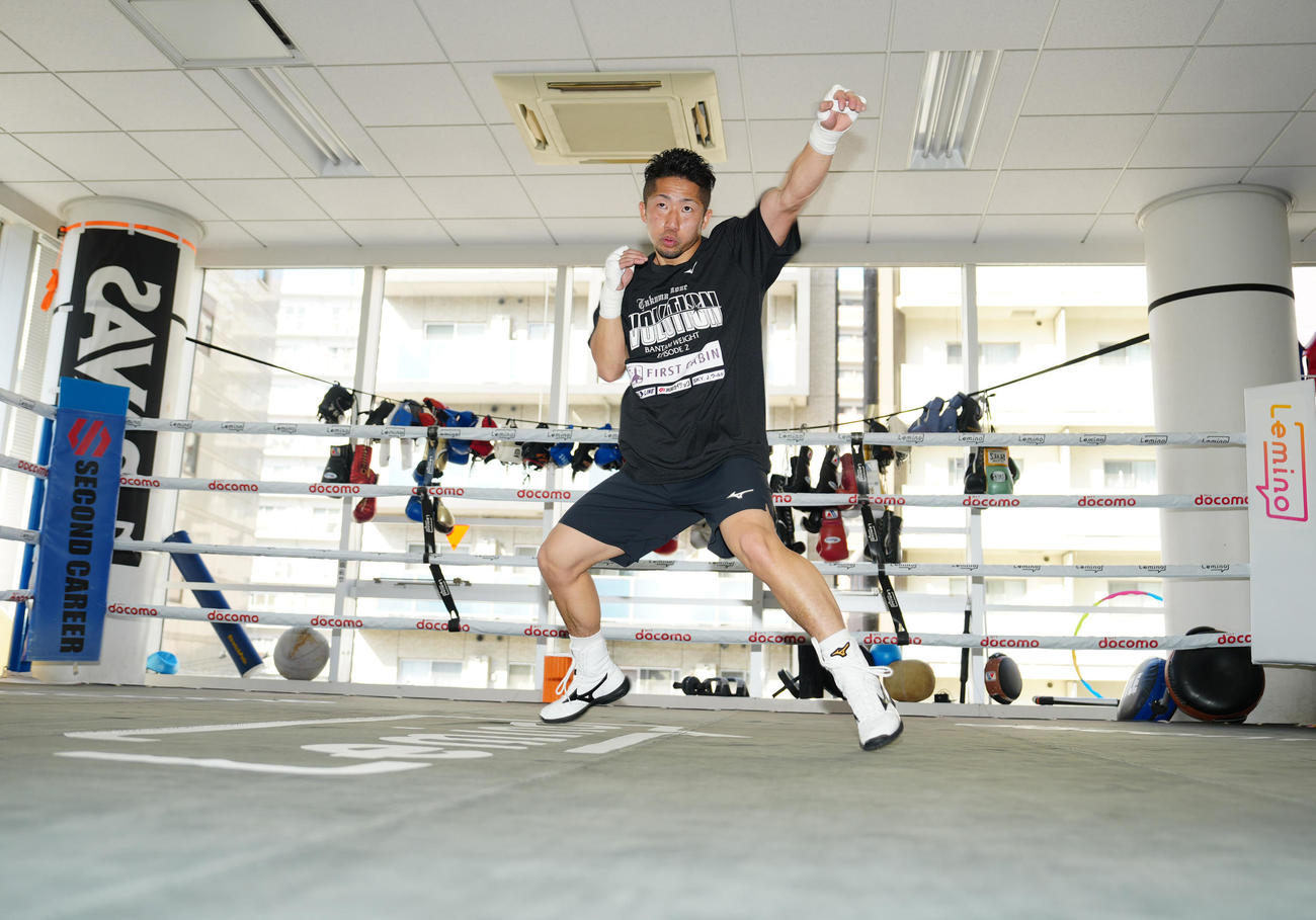 練習を公開する井上拓（撮影・江口和貴）