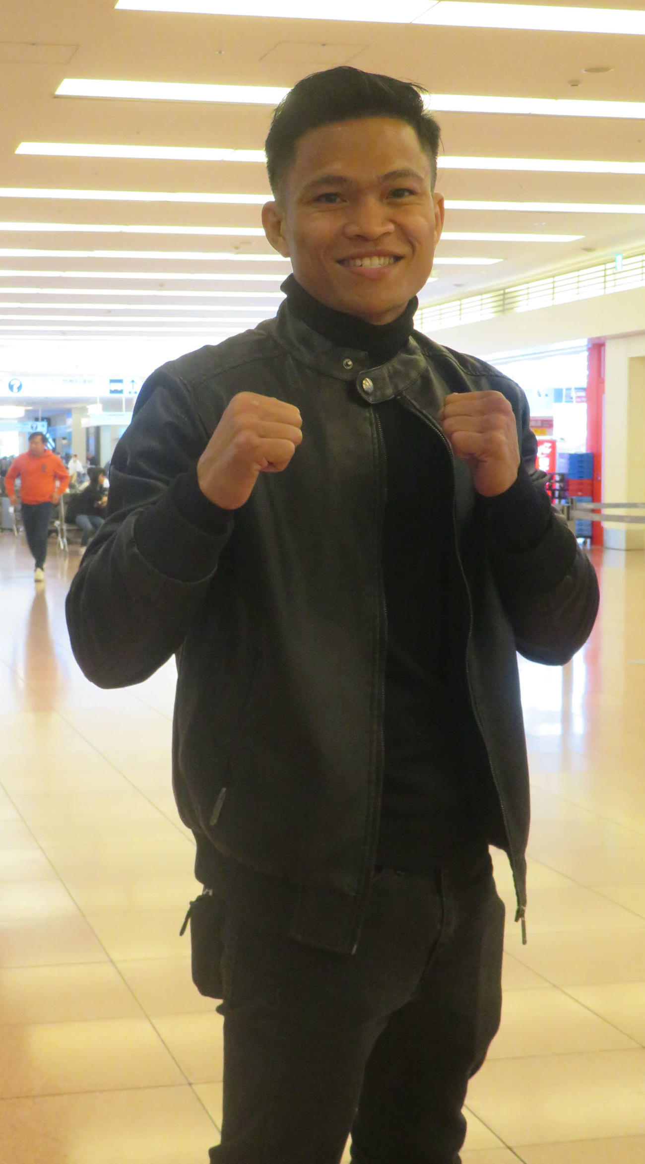 24日にWBA世界バンタム級王者井上拓真に挑戦する同級9位の元IBF世界スーパーフライ級王者ジェルウィン・アンカハスが来日