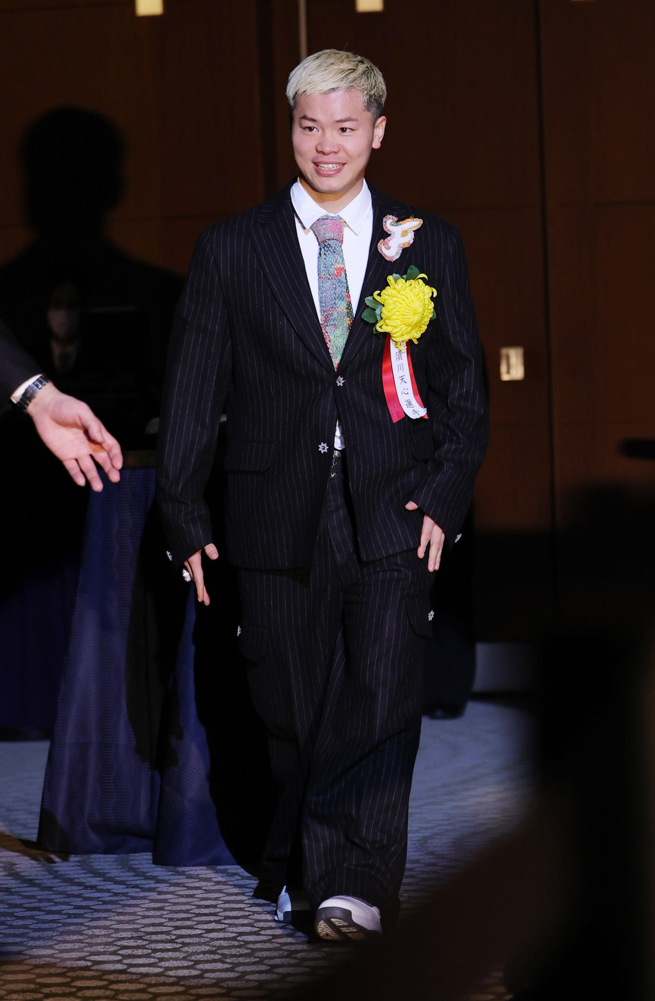 新鋭賞を受賞した那須川天心（撮影・野上伸悟）