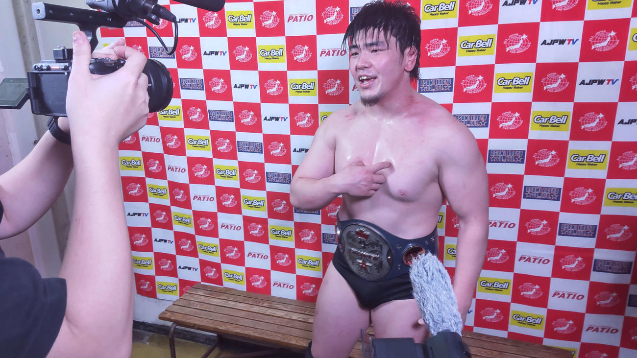 世界ジュニアヘビー級王座防衛を果たした田村男児