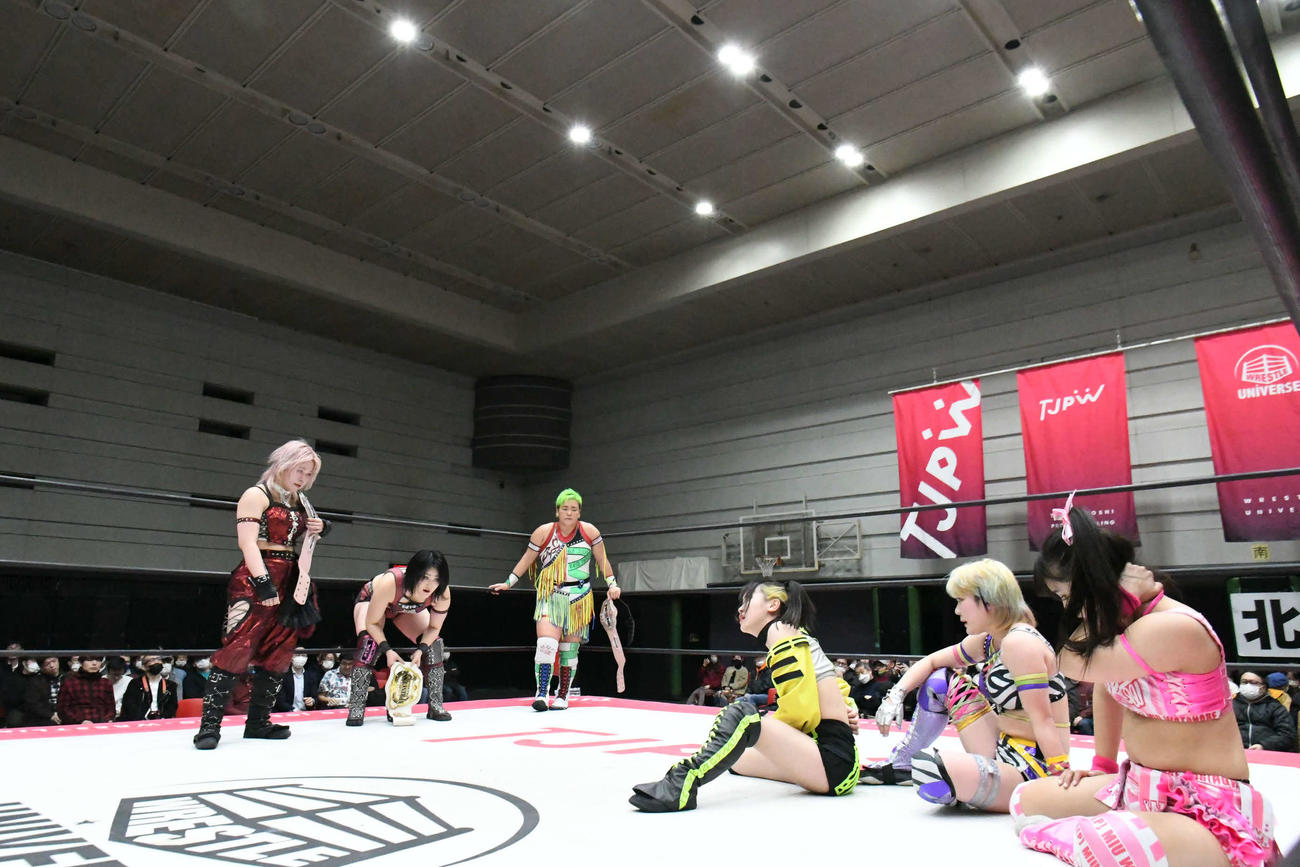 熱戦はフルタイムドロー（写真提供・東京女子プロレス）