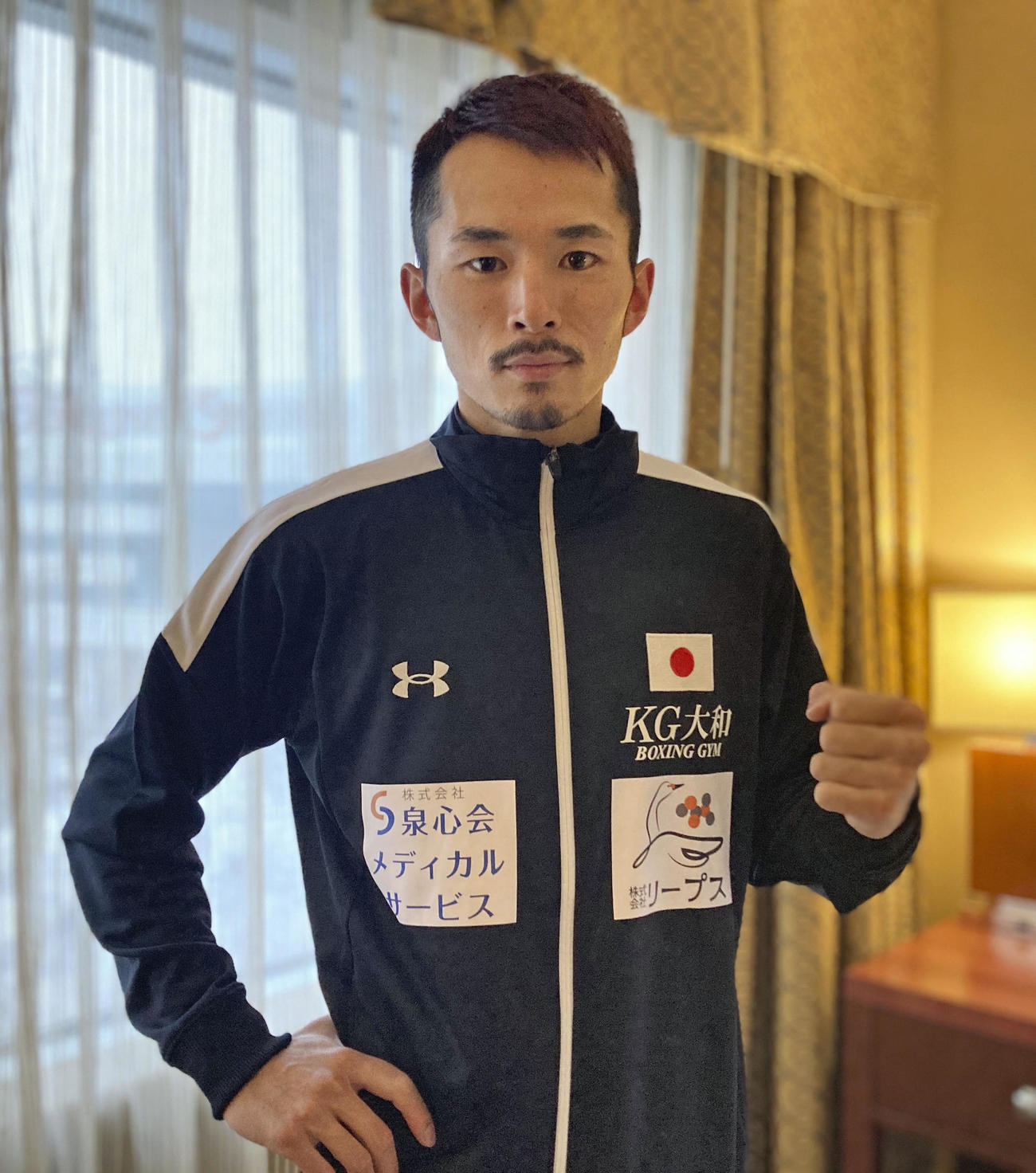 2月29日、IBFフェザー級世界戦に向けて気合を込める阿部麗也（共同）
