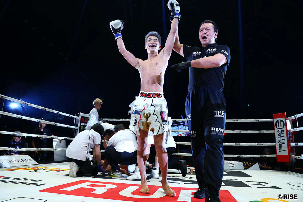 山田虎矢太をバックブローで衝撃KOした大森隆之介（写真提供RISE）