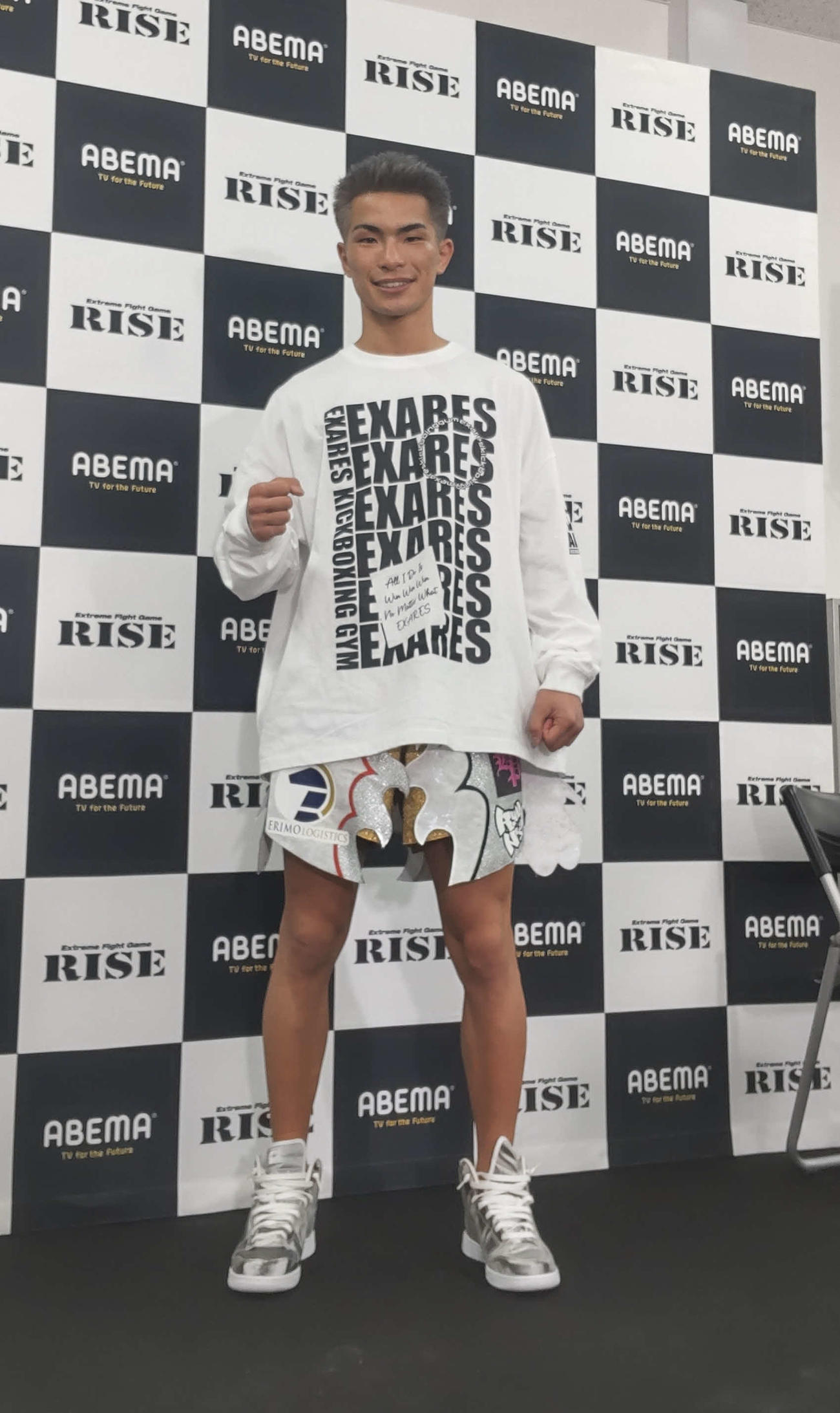 バックブローで衝撃の1R・KO勝利を飾った大森隆之介