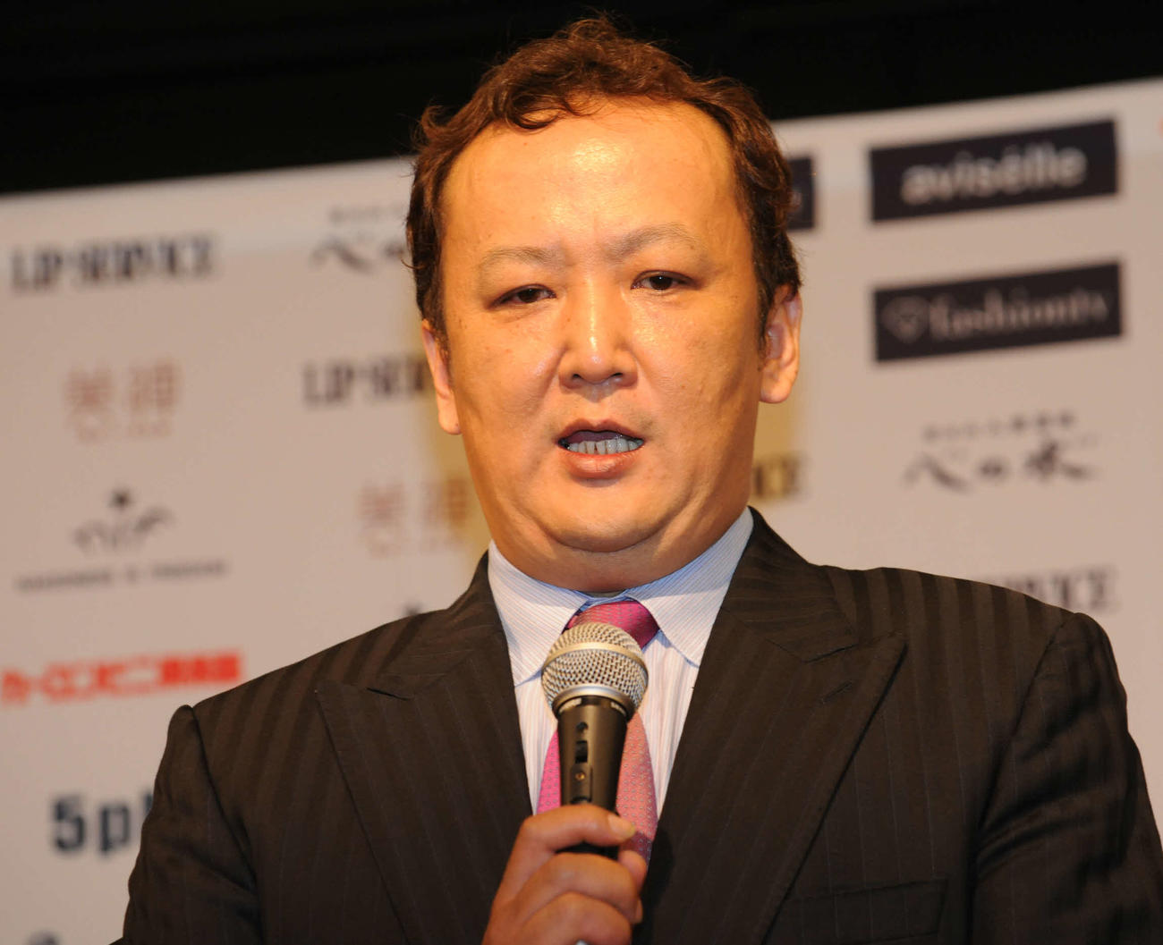 谷川貞治氏