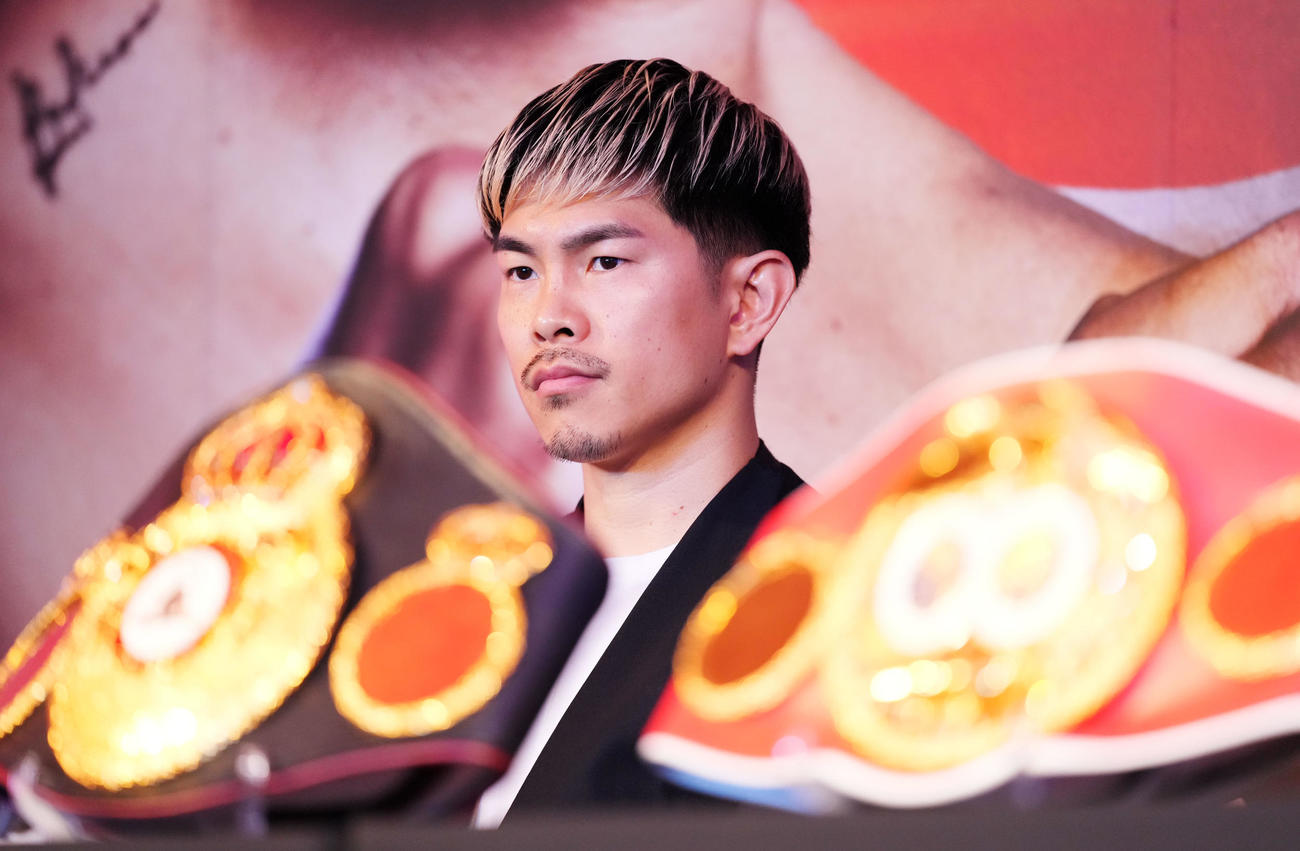 フェルナンド・マルティネスとの王座統一戦を発表した井岡（撮影・横山健太）