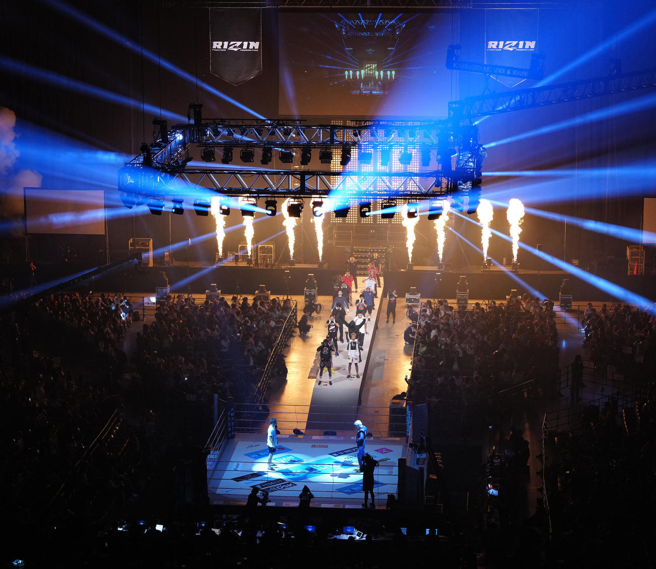 RIZIN46開始前、入場した選手たち（撮影・江口和貴）