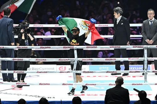 リングインしたネリ（撮影・滝沢徹郎）