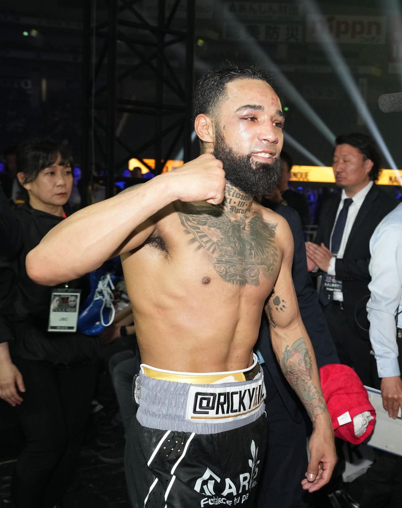 試合後、引き揚げるネリ（撮影・鈴木みどり）