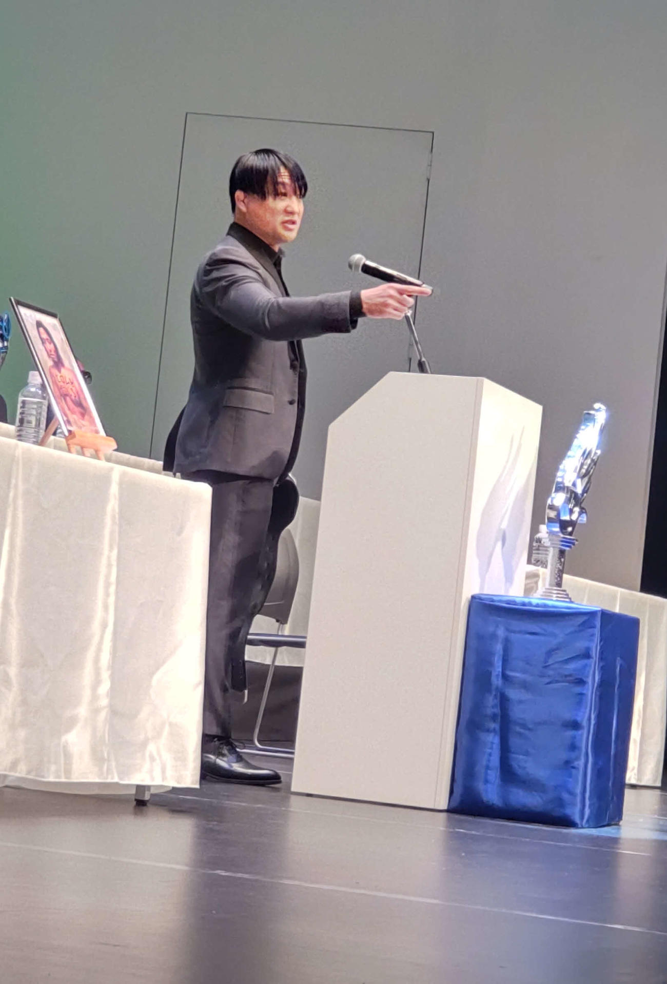 「貧乏人に聞かせる話じゃねえ」と帰ってしまったSHO
