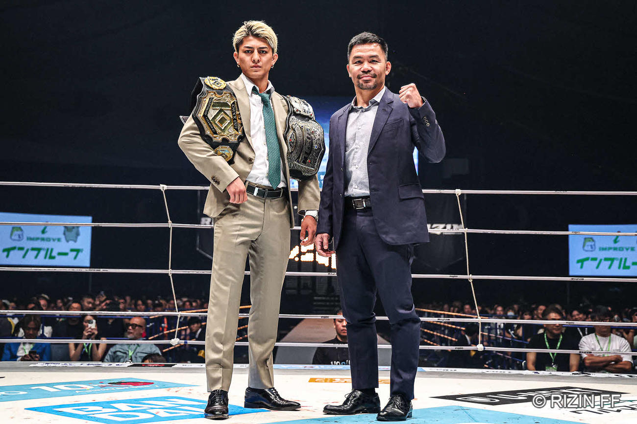 対戦が決まった鈴木千裕（左）とマニー・パッキャオ（C）RIZIN FF