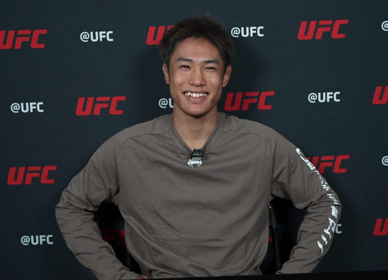 UFCファイトナイト・ラスベガス93大会でのメイン登場を控え、リラックスした表情をみせるUFCフライ級13位平良達郎（C）Zuffa LLC／UFC