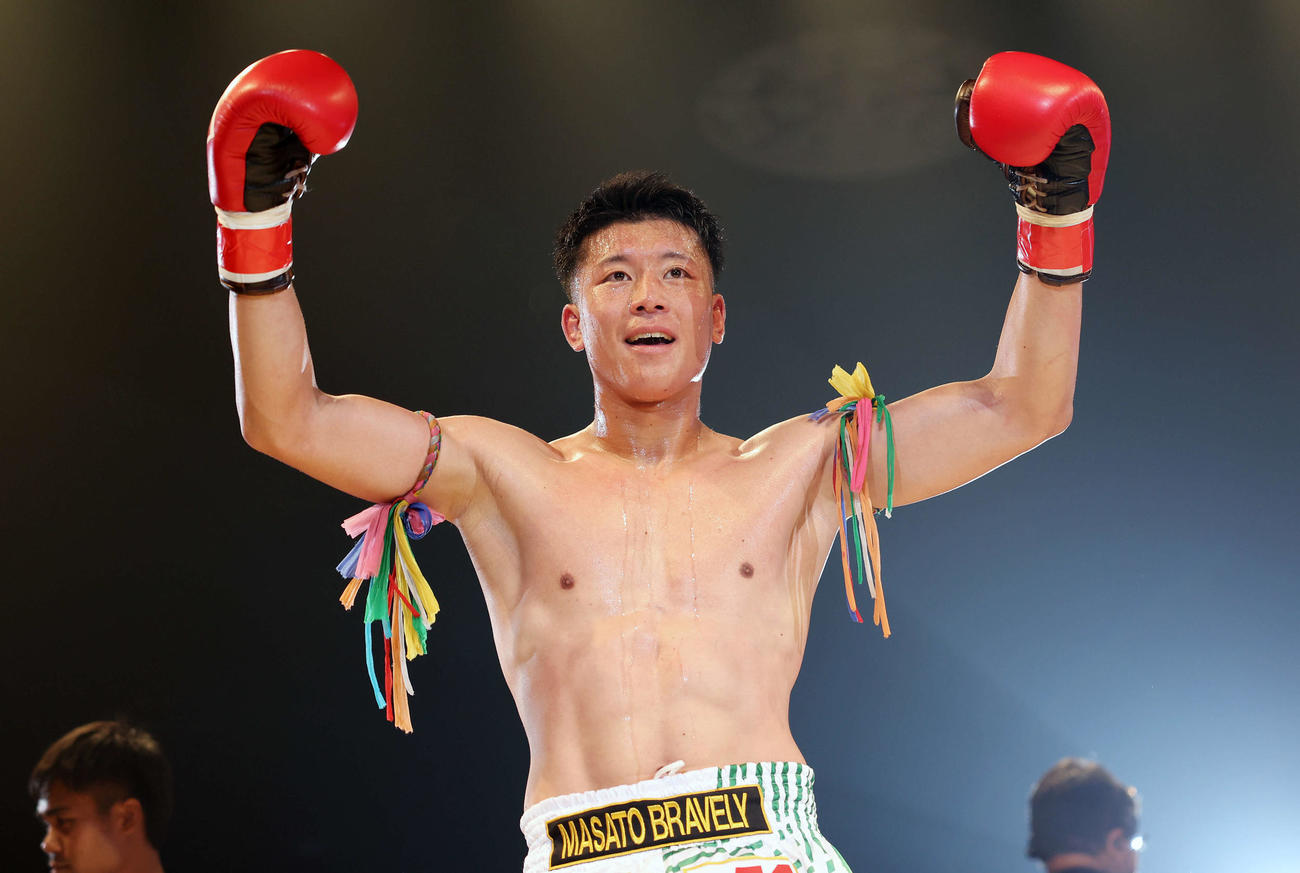 杉原新也に判定勝ちしたMASATO BRAVELY（撮影・宮地輝）