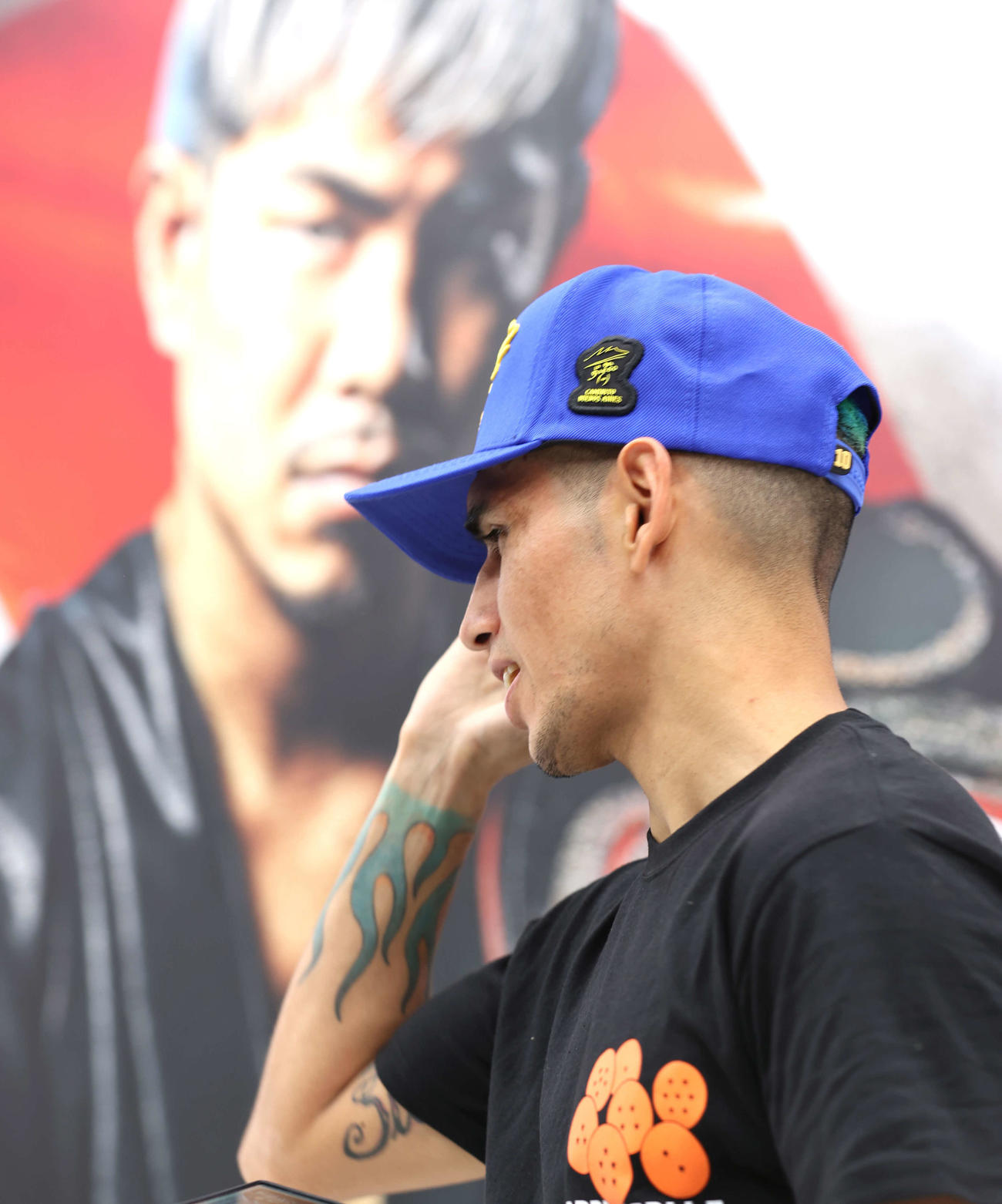 WBA、IBF世界スーパーフライ級王座統一戦の調印式を終え引き上げるマルティネス（撮影・水谷安孝）