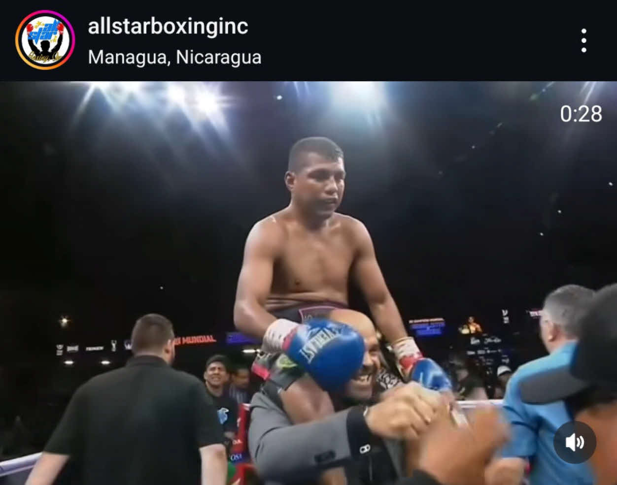 母国で再起戦勝利を挙げた元世界4階級制覇王者ローマン・ゴンサレス（オールスターボクシング公式インスタグラムから）