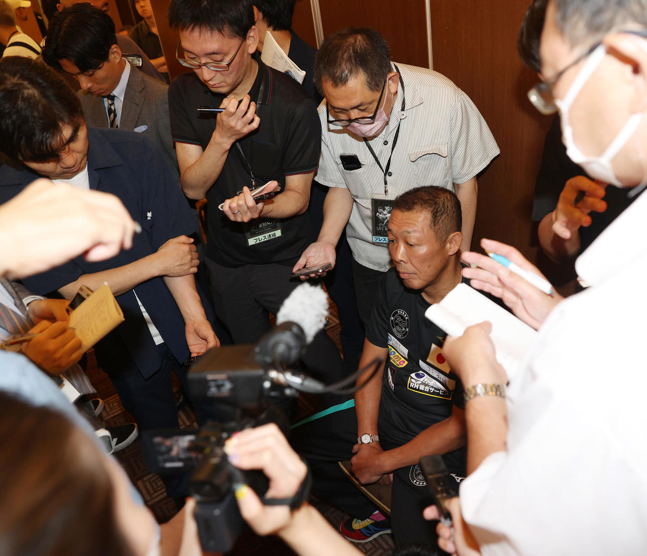 田中恒成のタイトルマッチがキャンセルになり会見する畑中清詞会長（撮影・柴田隆二）