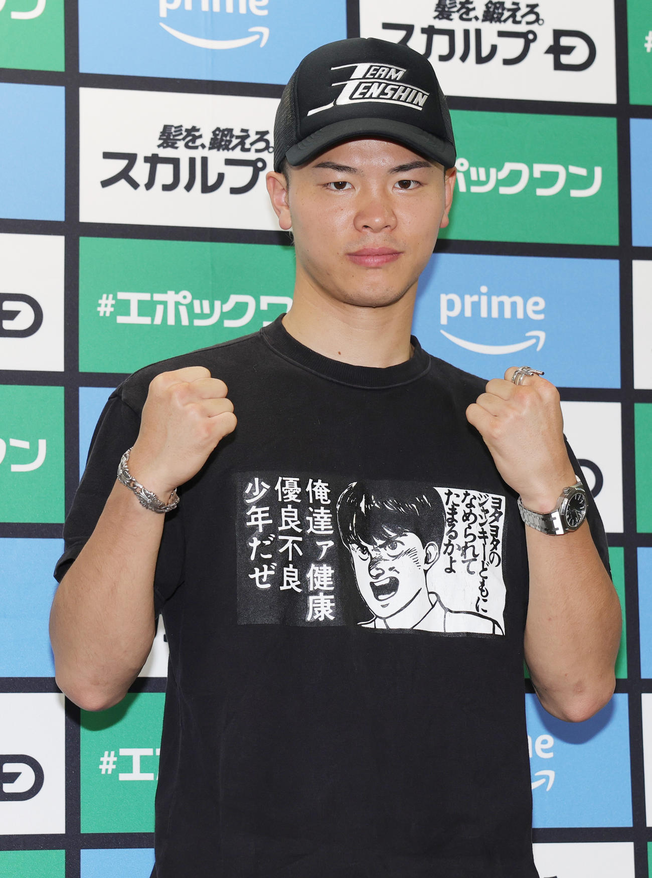 勝利から一夜明け会見した那須川（撮影・野上伸悟）
