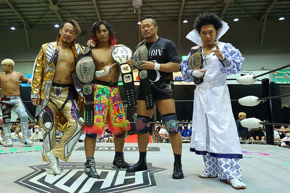新日本プロレスの高橋ヒロムがノア石川大会に参戦した（左から）丸藤正道、ヒロム、杉浦貴、AMAKUSA（丸藤のXから）