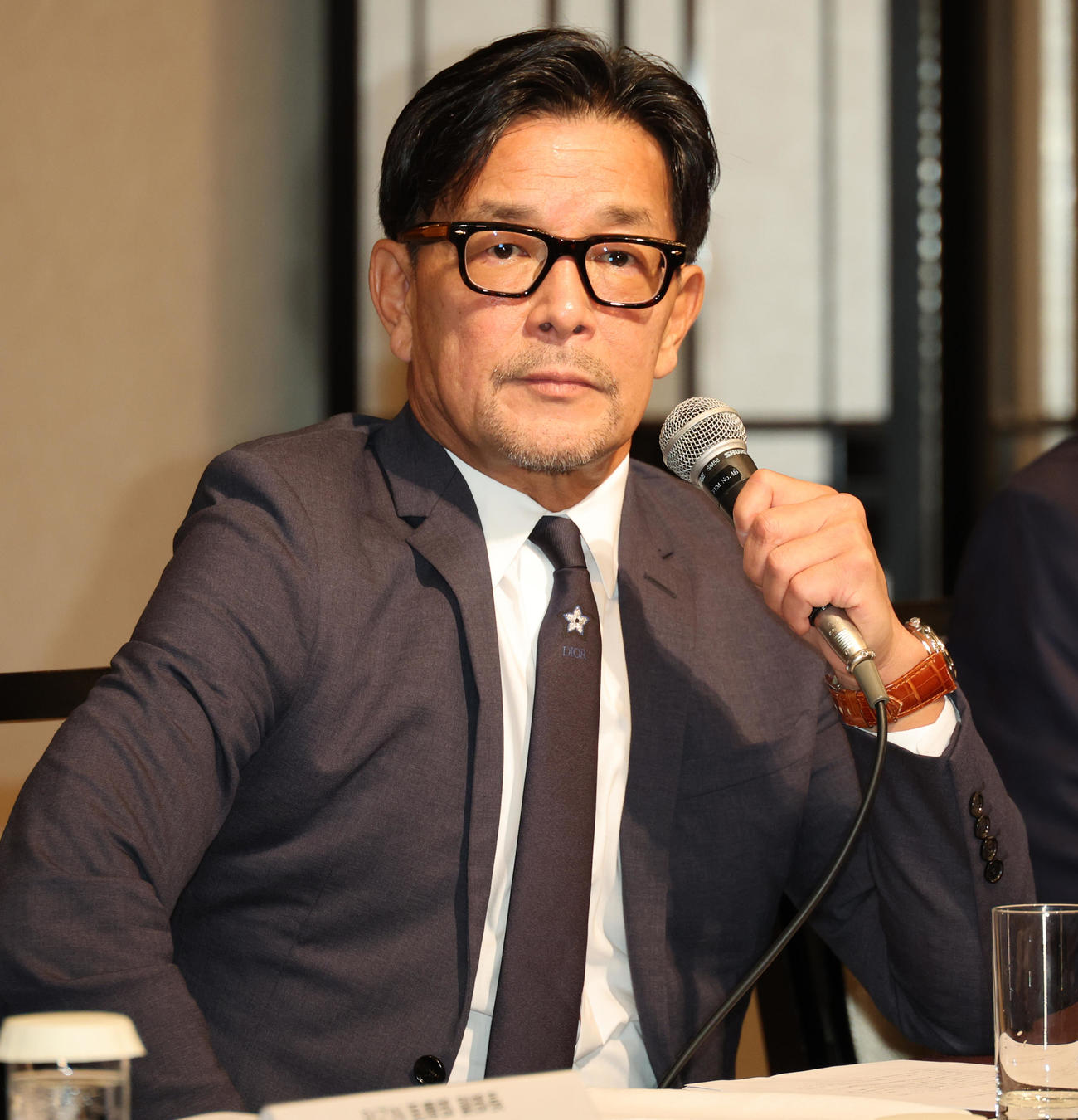 会見するRIZIN榊原信行CEO（撮影・中島郁夫）