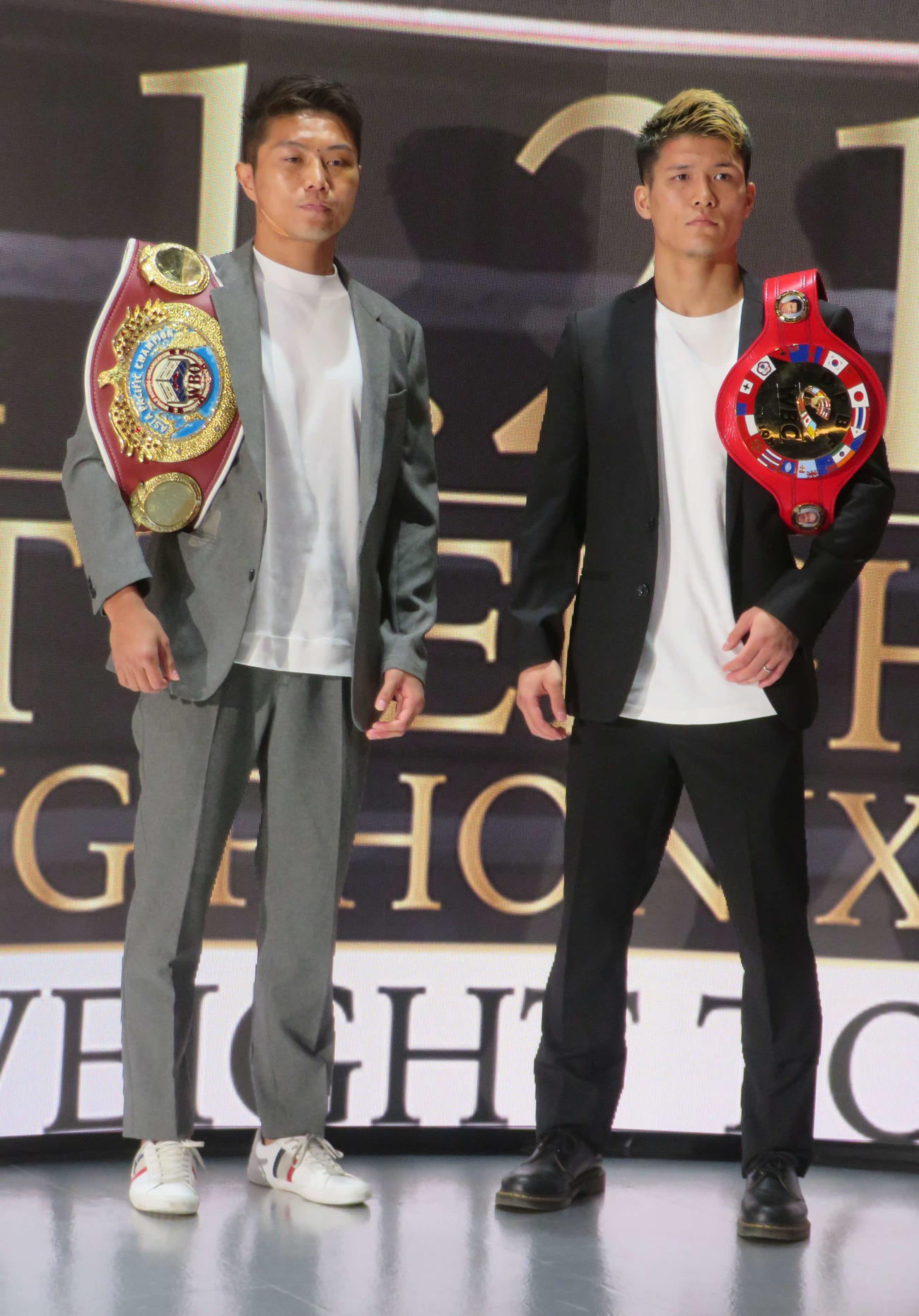 11月21日に王座統一戦に臨むWBOアジア・パシフィック・ライト級王者保田克也（左）と東洋太平洋同級王者宇津木秀