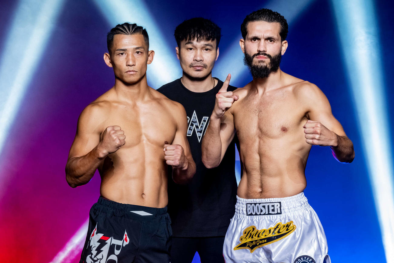 フェイスオフ時の秋元（左）とエナッシ　（C）ONE Championship