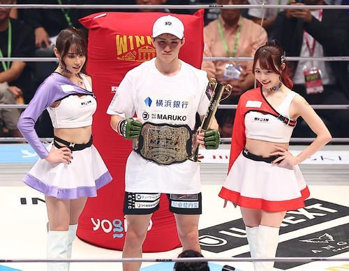 バンタム級王者に輝いた井上（撮影・中島郁夫）