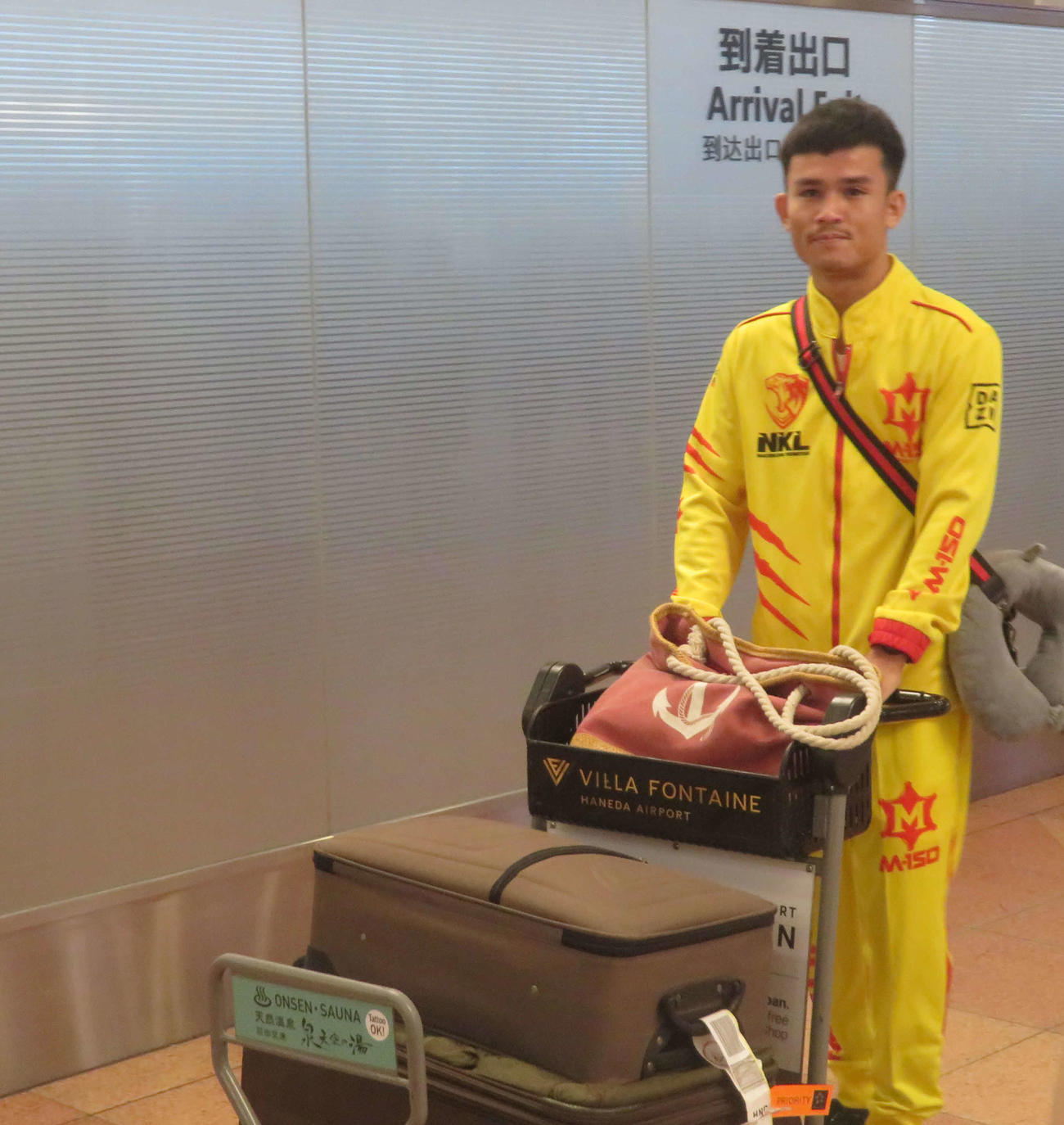 WBA世界フライ級王者ユーリ阿久井政悟に挑戦する同級7位タナンチャイ・チャルンパックが来日