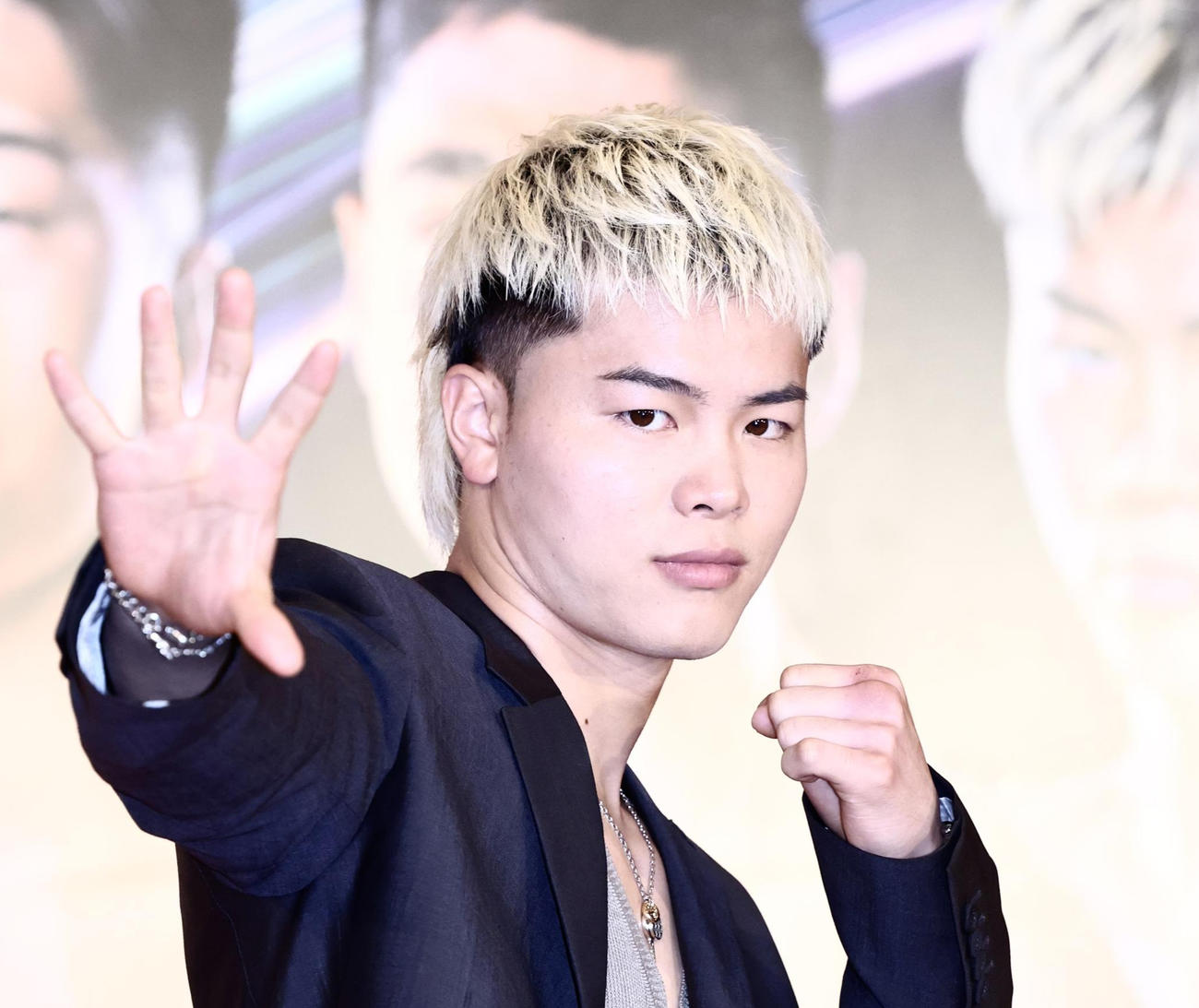 【ボクシング】那須川天心「格闘技面白いですよ」10・14王座戦をPR「心気体全てで闘う」 - ボクシング写真ニュース : 日刊スポーツ