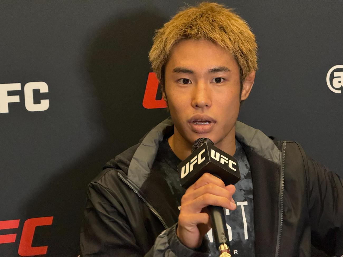 大会前のメディアデーに登場したUFCフライ級5位平良達郎（C）Zuffa LLC／UFC