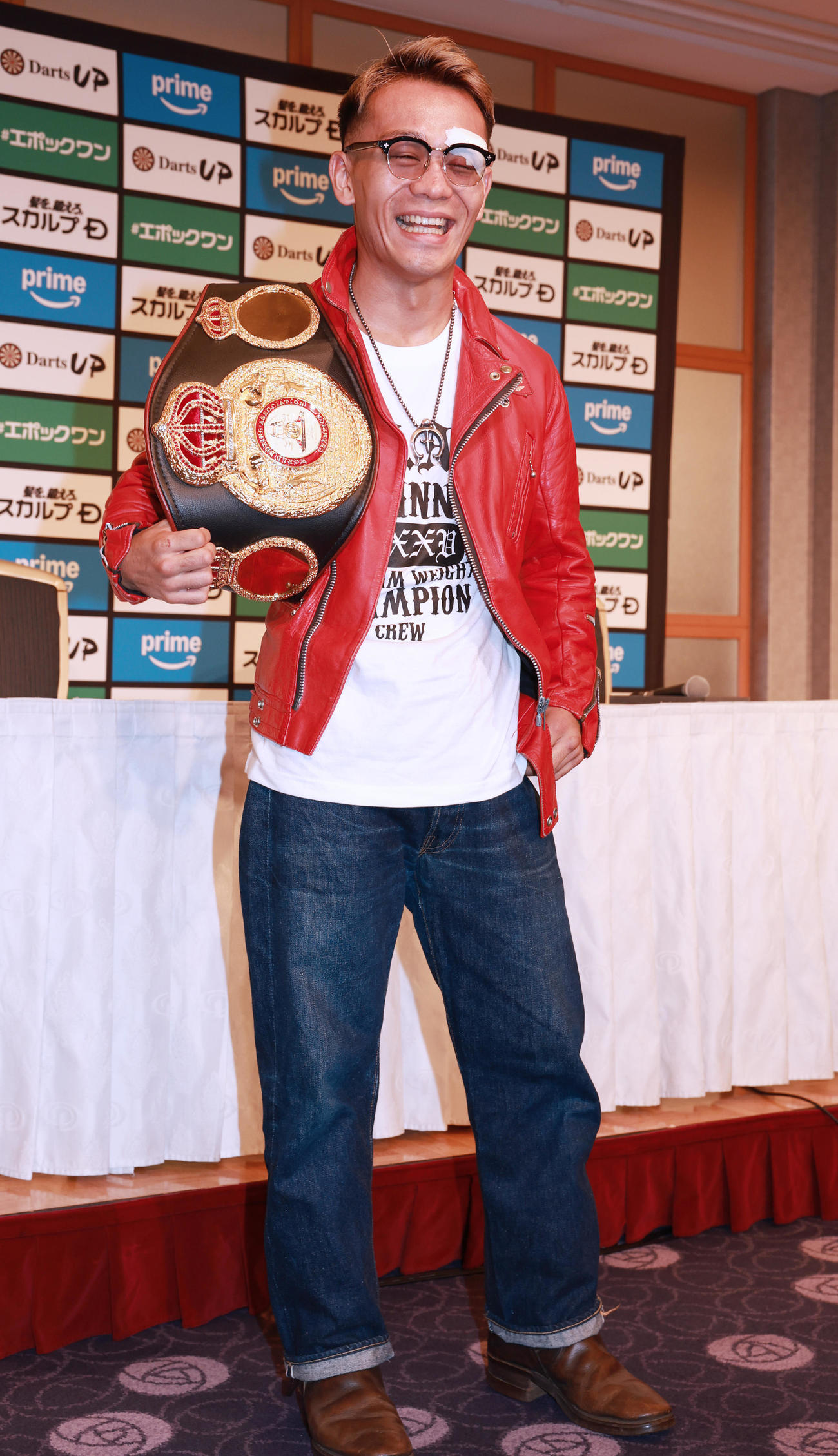 会見を行ったWBA世界バンタム級王者の堤（撮影・野上伸悟）
