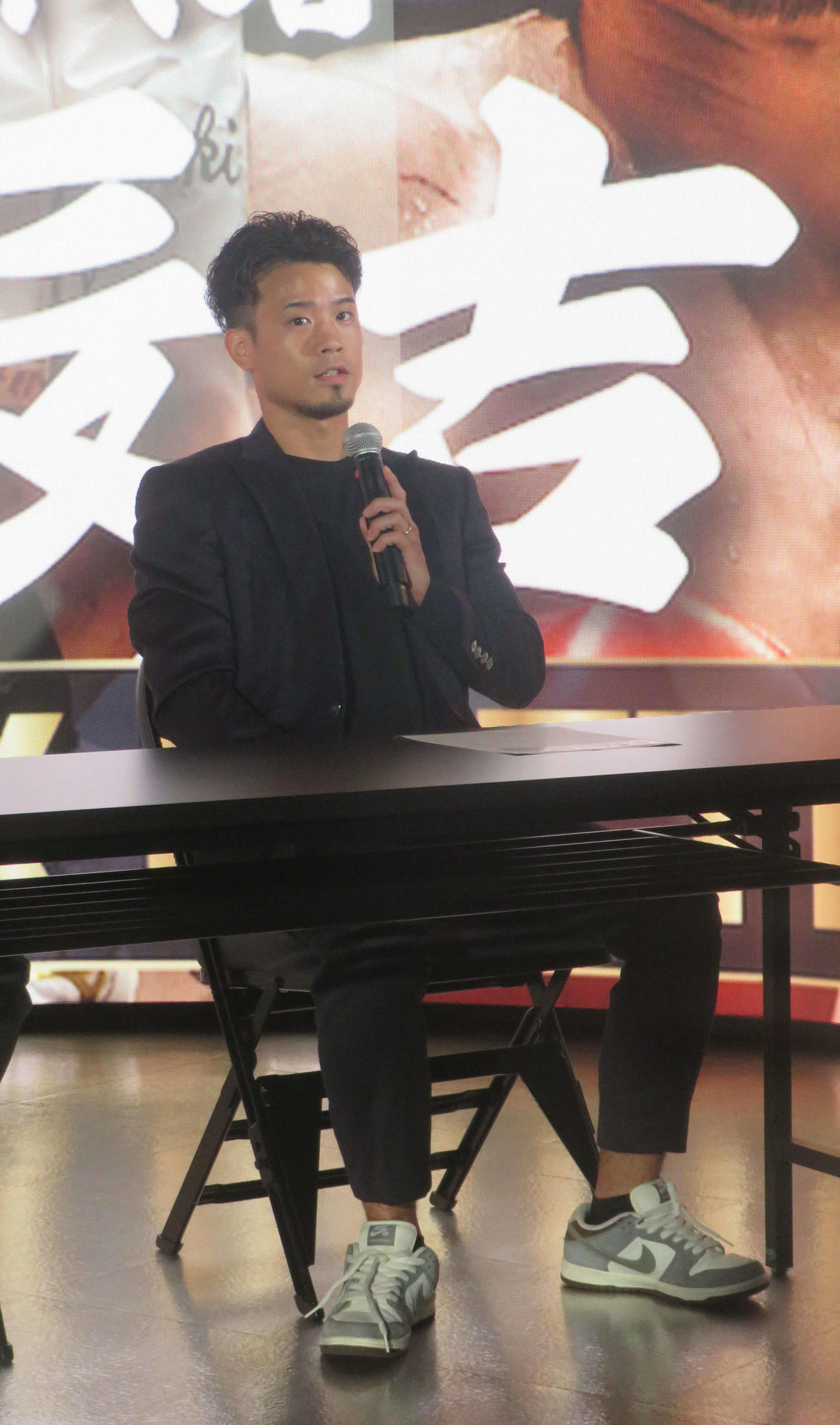 東洋太平洋スーパーバンタム級王座挑戦が決定し、会見に臨んだ同級7位辰吉寿以輝
