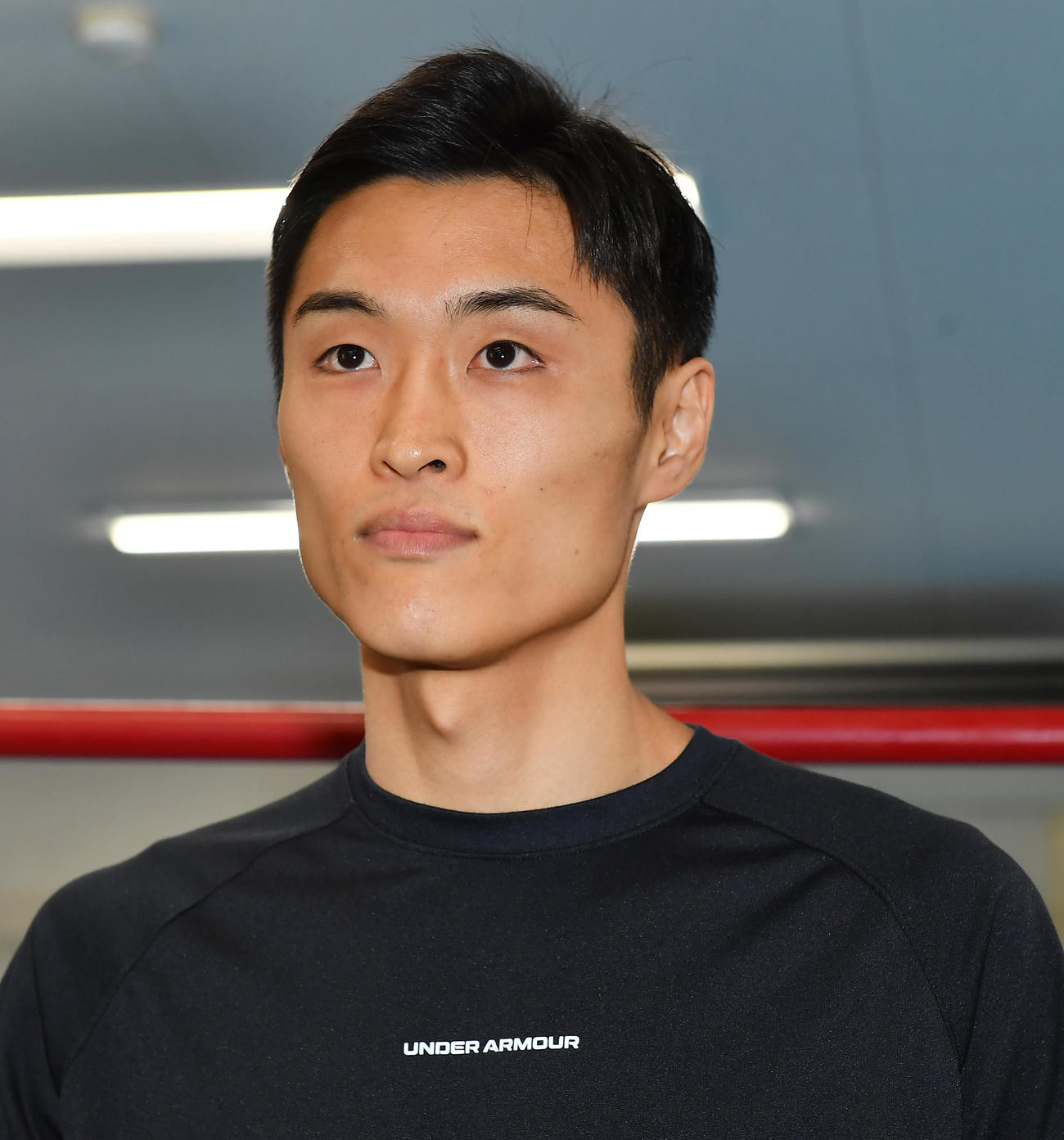 初防衛戦を控え会見を行う西田（撮影・清水貴仁）