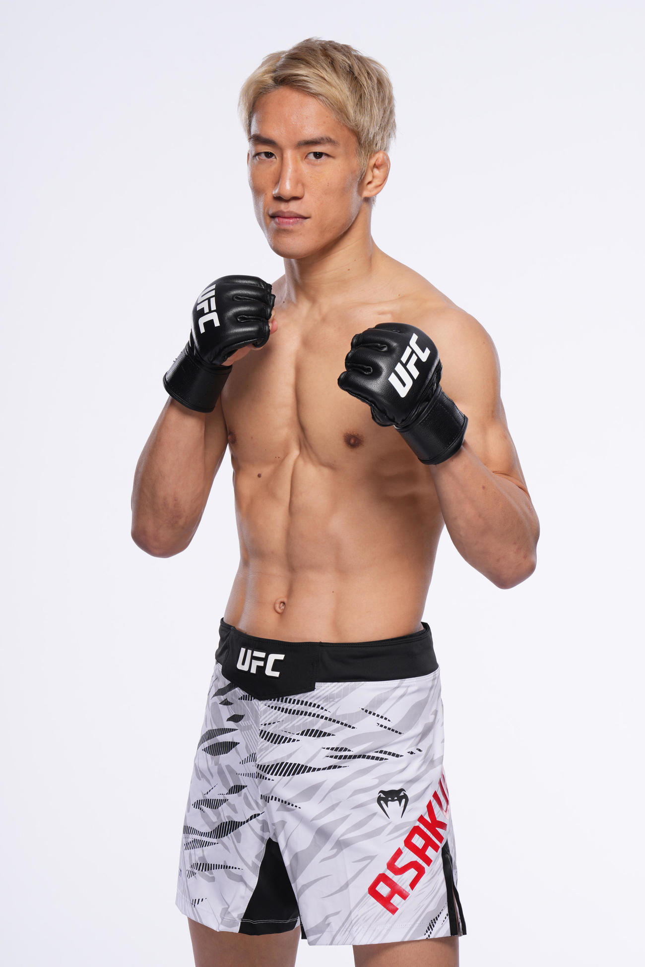 UFC310大会のメインイベントでUFCフライ級王座に挑戦する朝倉海（C）Zuffa LLC／UFC