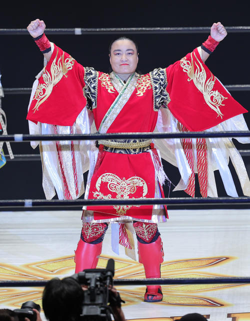 パッション・カウントダウン　マリーゴールド対仙台ガールズに登場した里村明衣子（撮影・野上伸悟）