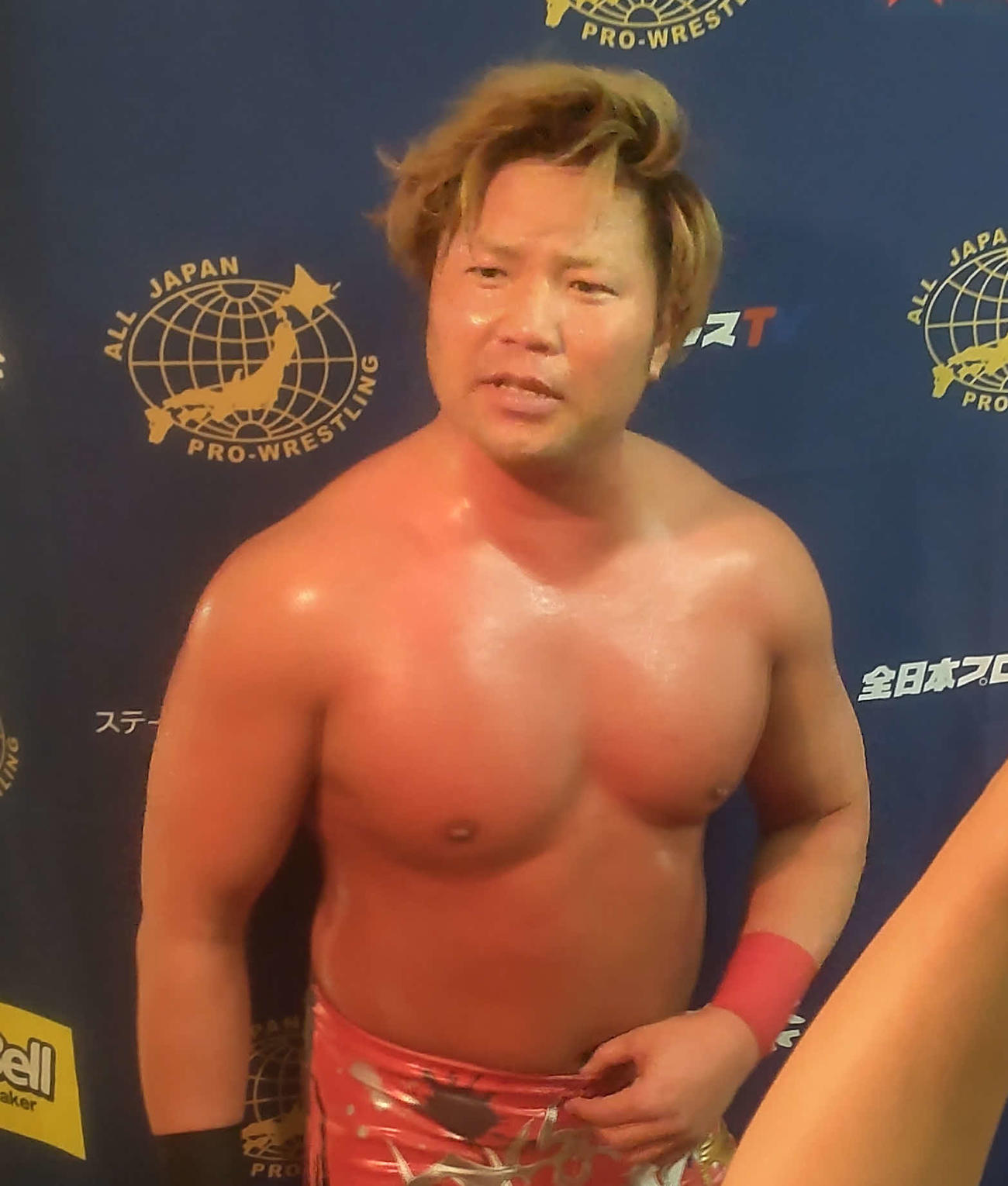 長尾一大心に厳しいながらも温かいエールを送った宮原健斗