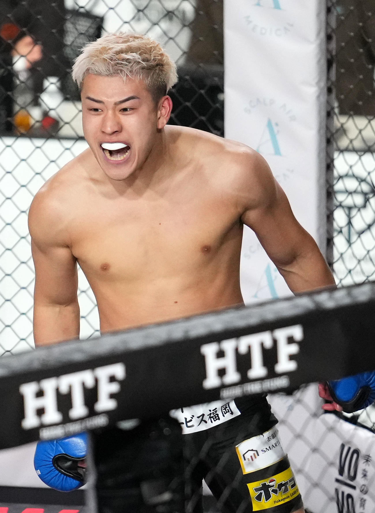 井上力斗にKO勝利した虎之介（撮影・横山健太）