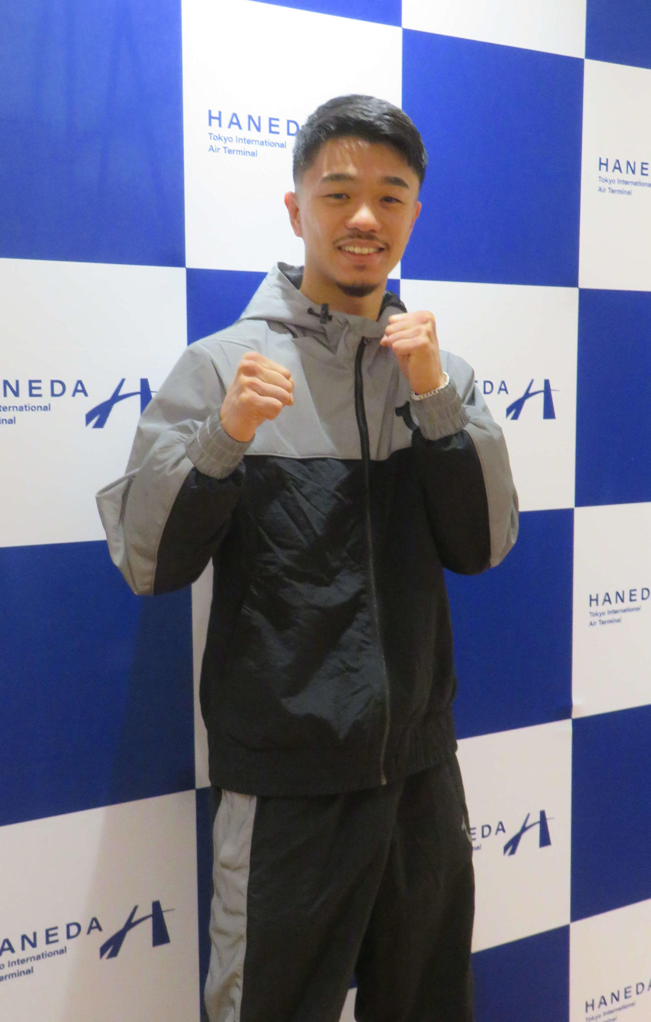 1カ月間の米ロサンゼルス合宿から帰国したWBC世界バンタム級王者中谷潤人