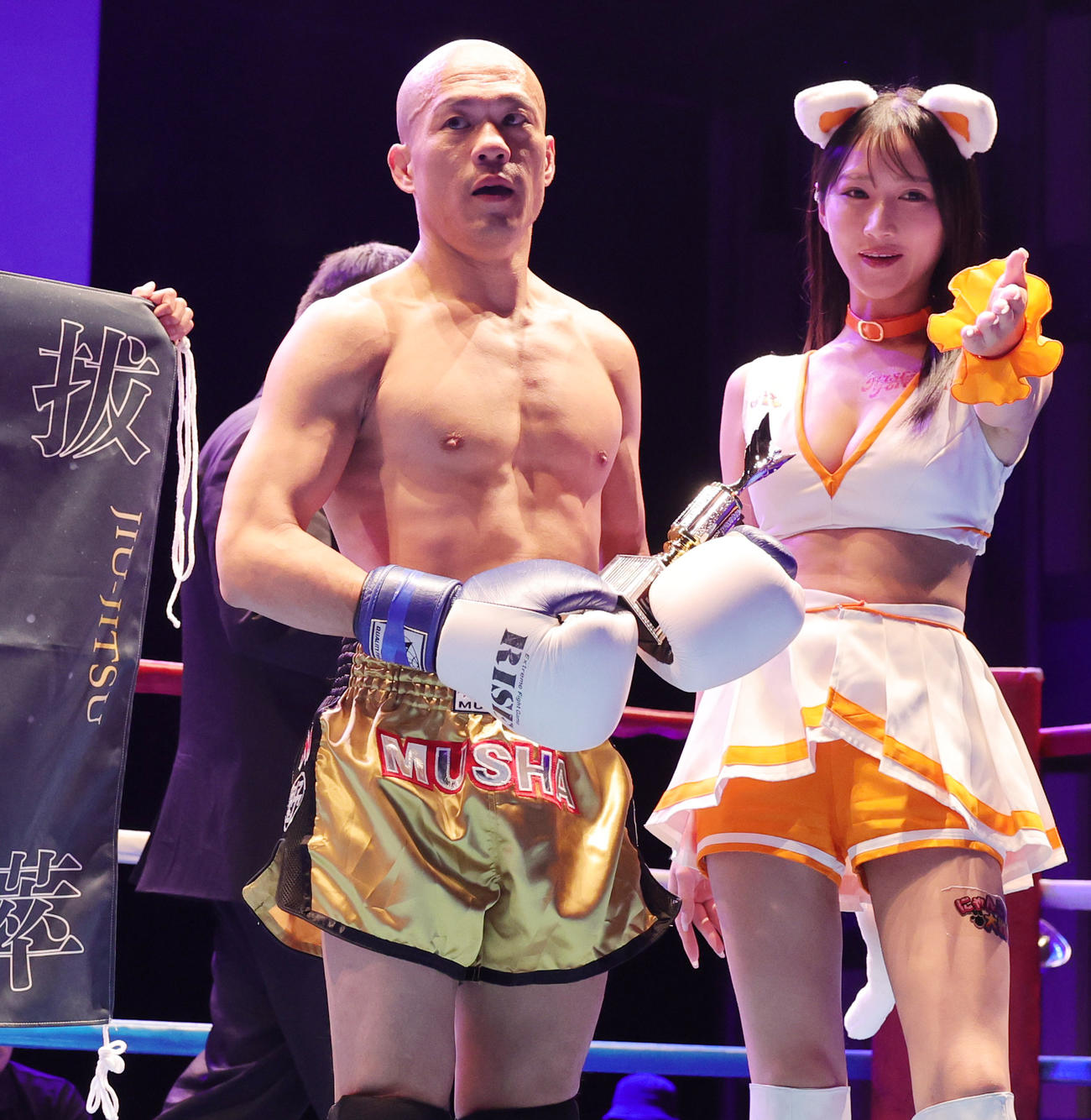 かずっちに勝利したコーチ王（撮影・野上伸悟）