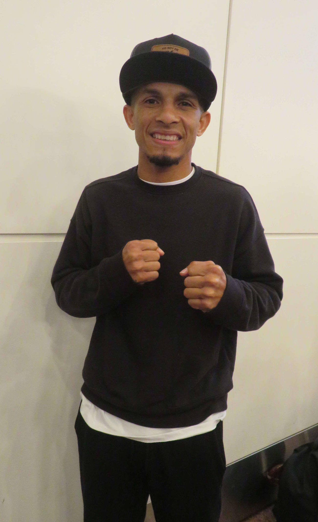 来日した元WBO世界ライトフライ級暫定王者レネ・サンティアゴ。13日に現王者岩田翔吉に挑戦