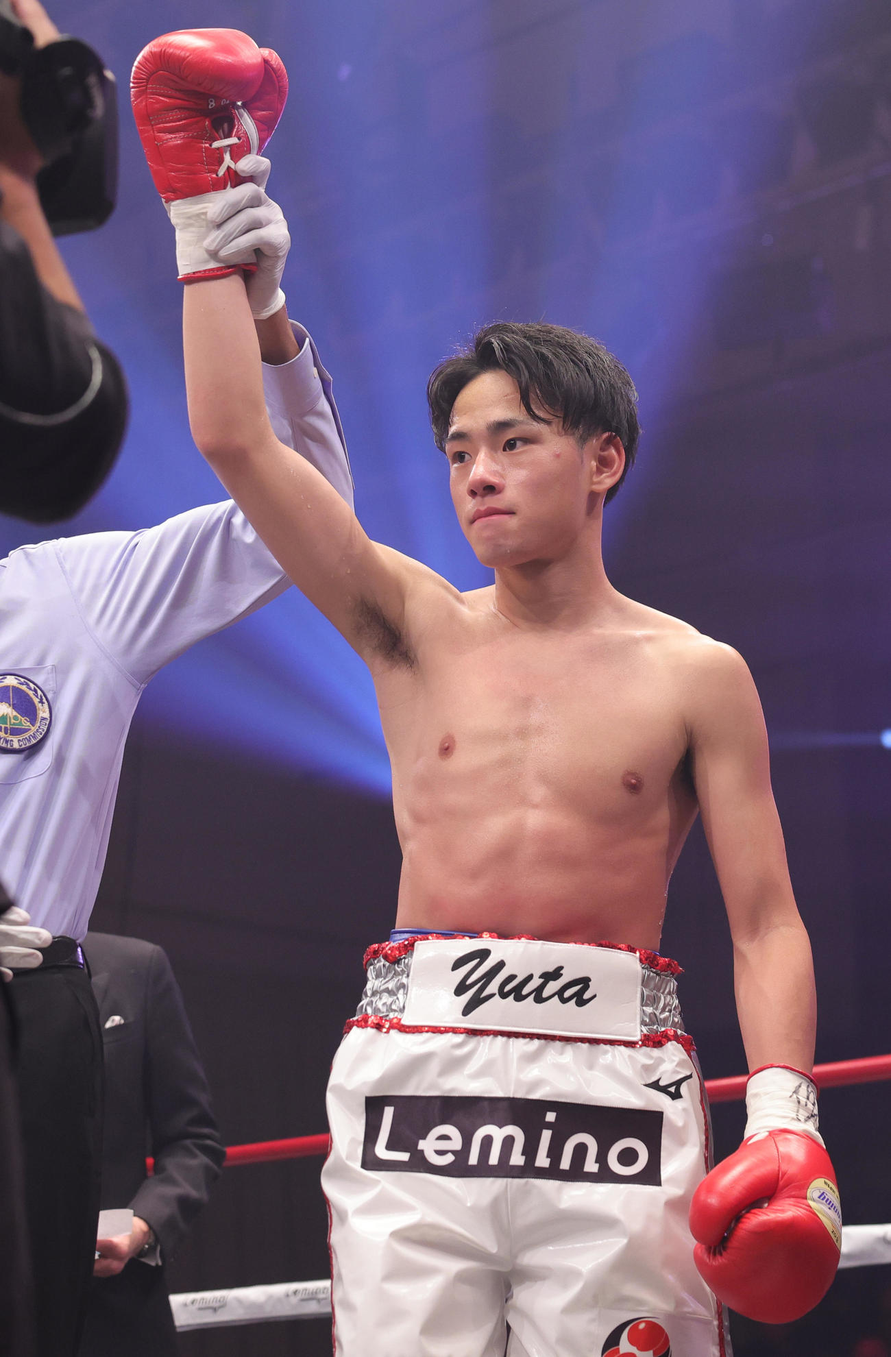 タニヤパット・シーハナンに1回KO勝ちした坂井優太（撮影・野上伸悟）
