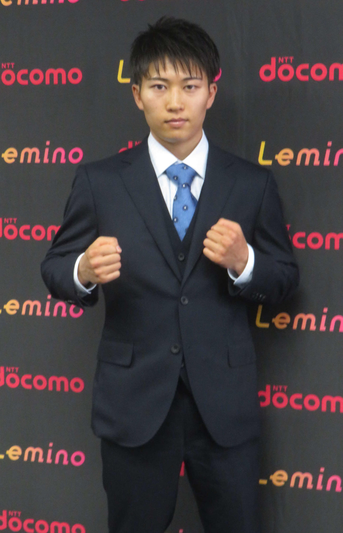 大橋ジムからプロ転向すると会見したアマ8冠ボクサー荒竹一真