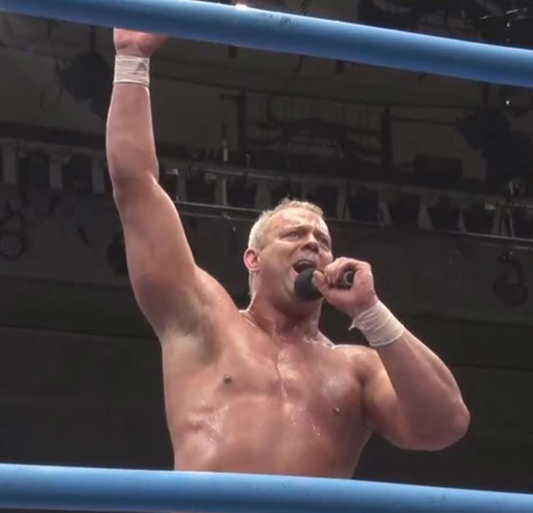 「アイ・ラブ・ゼンニッポン！」と叫ぶデイビーボーイ・スミスJr.（全日本プロレスTVから）
