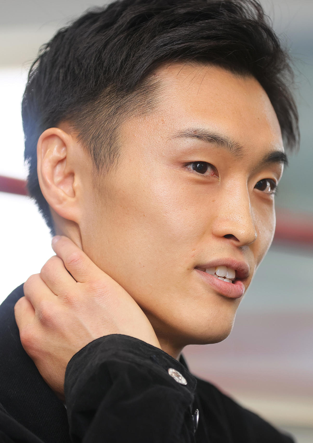 中谷戦に向けて会見する西田（撮影・上山淳一）