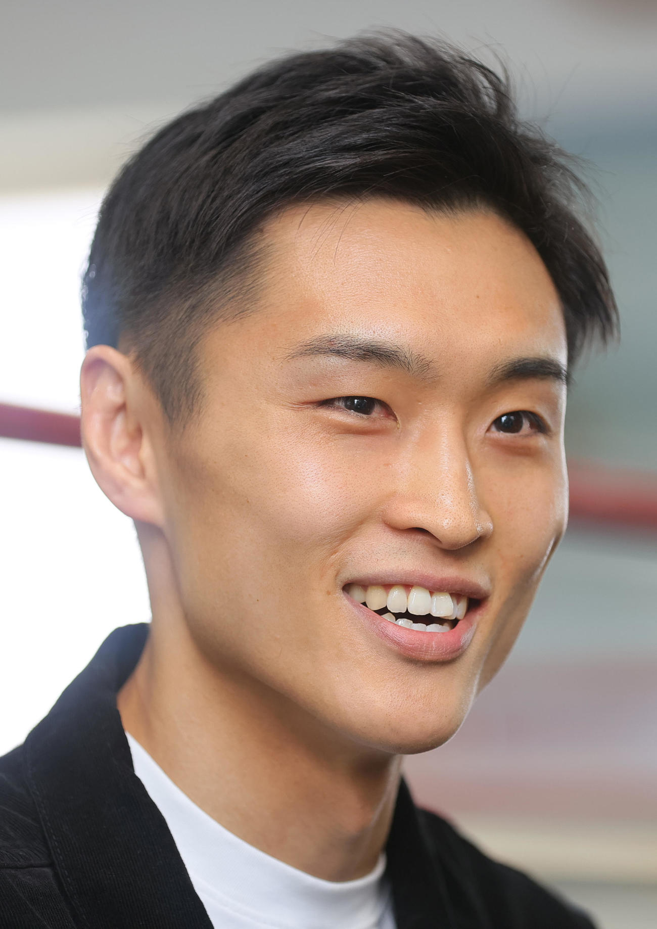 会見でリラックスした表情を見せる西田（撮影・上山淳一）